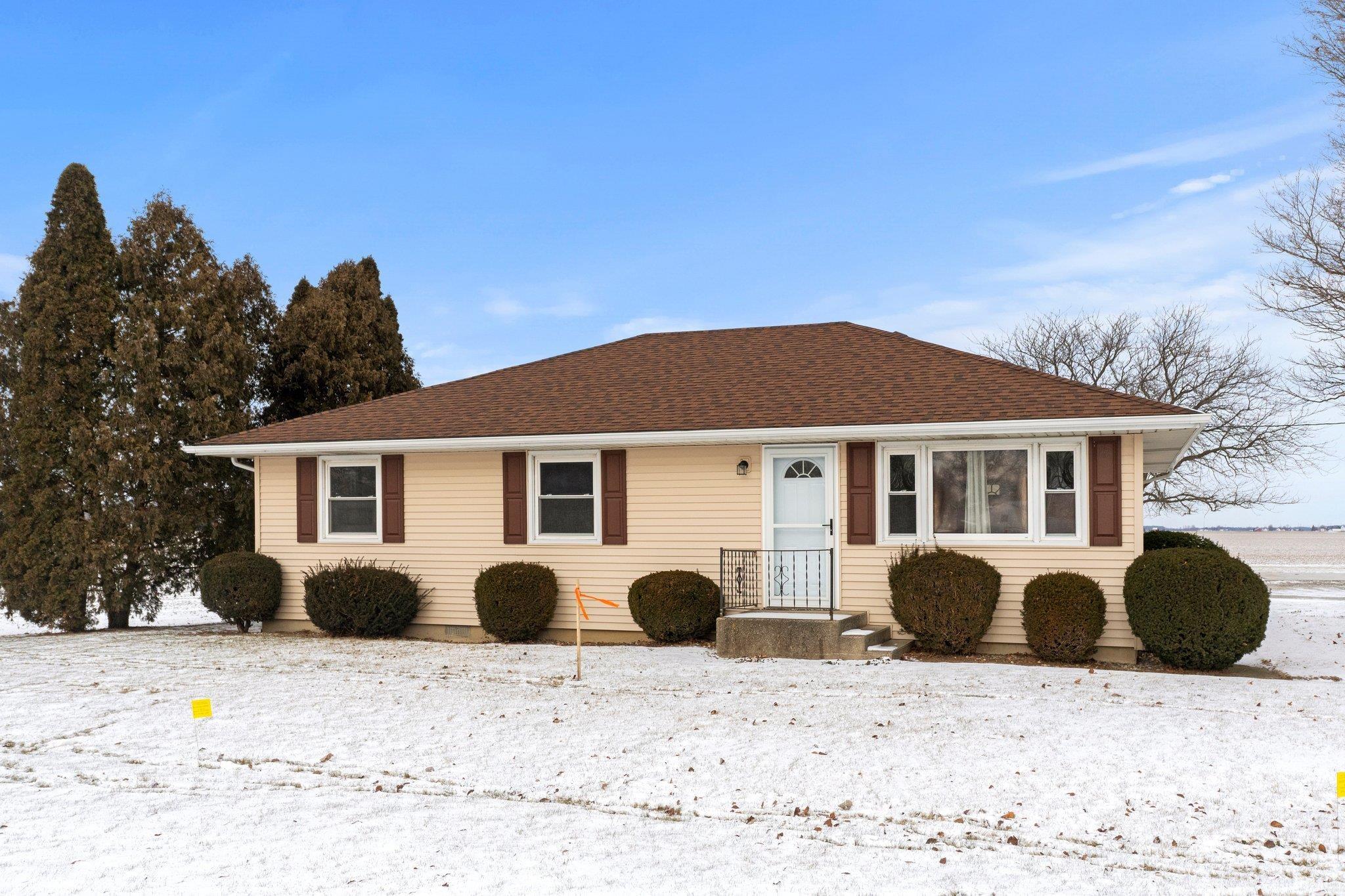 220 W Windridge Drive