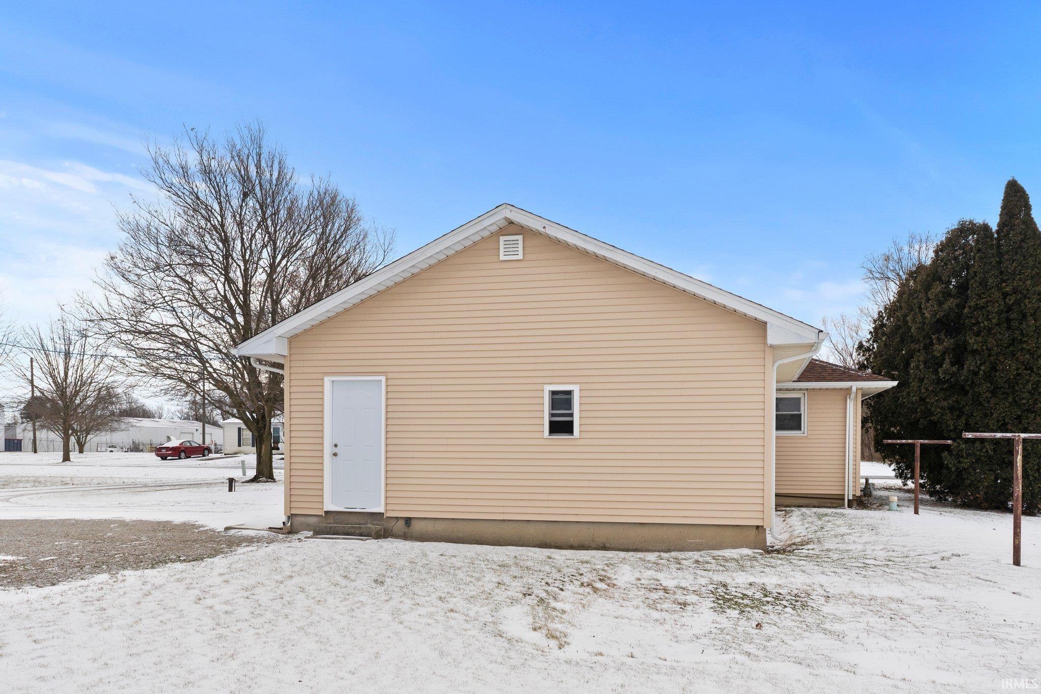 220 W Windridge Drive