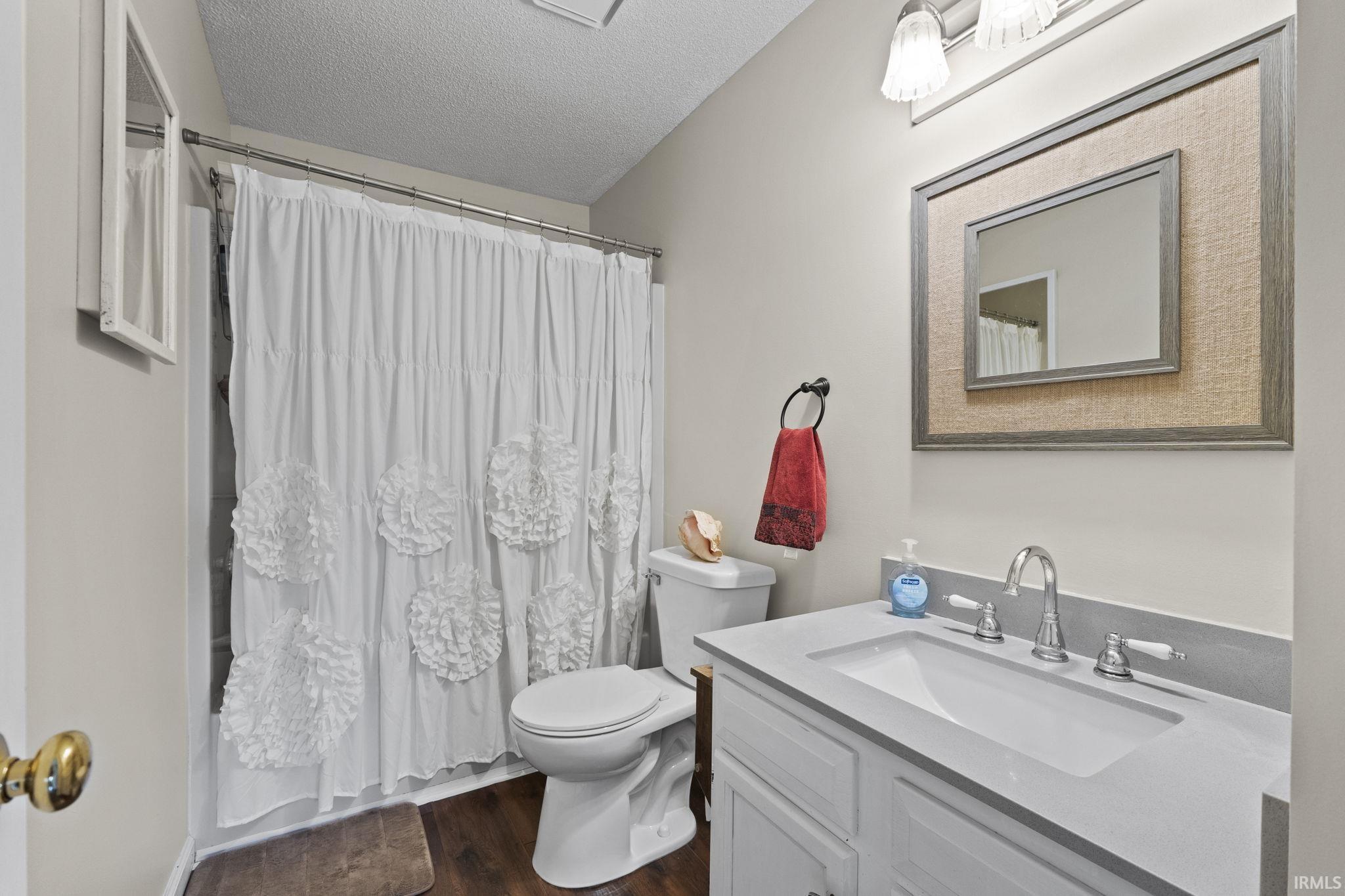 5402 Curry Ford Lane