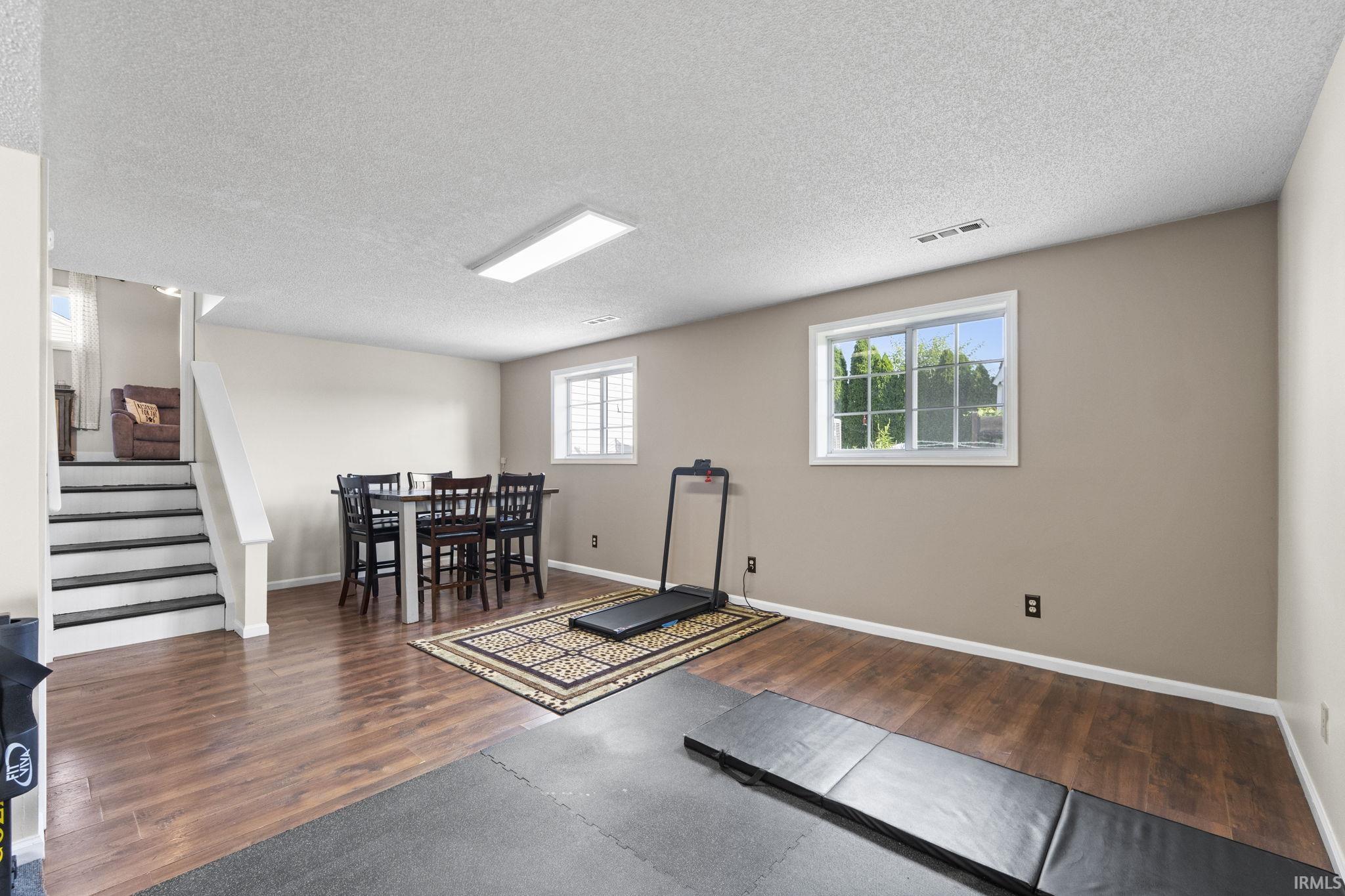 5402 Curry Ford Lane