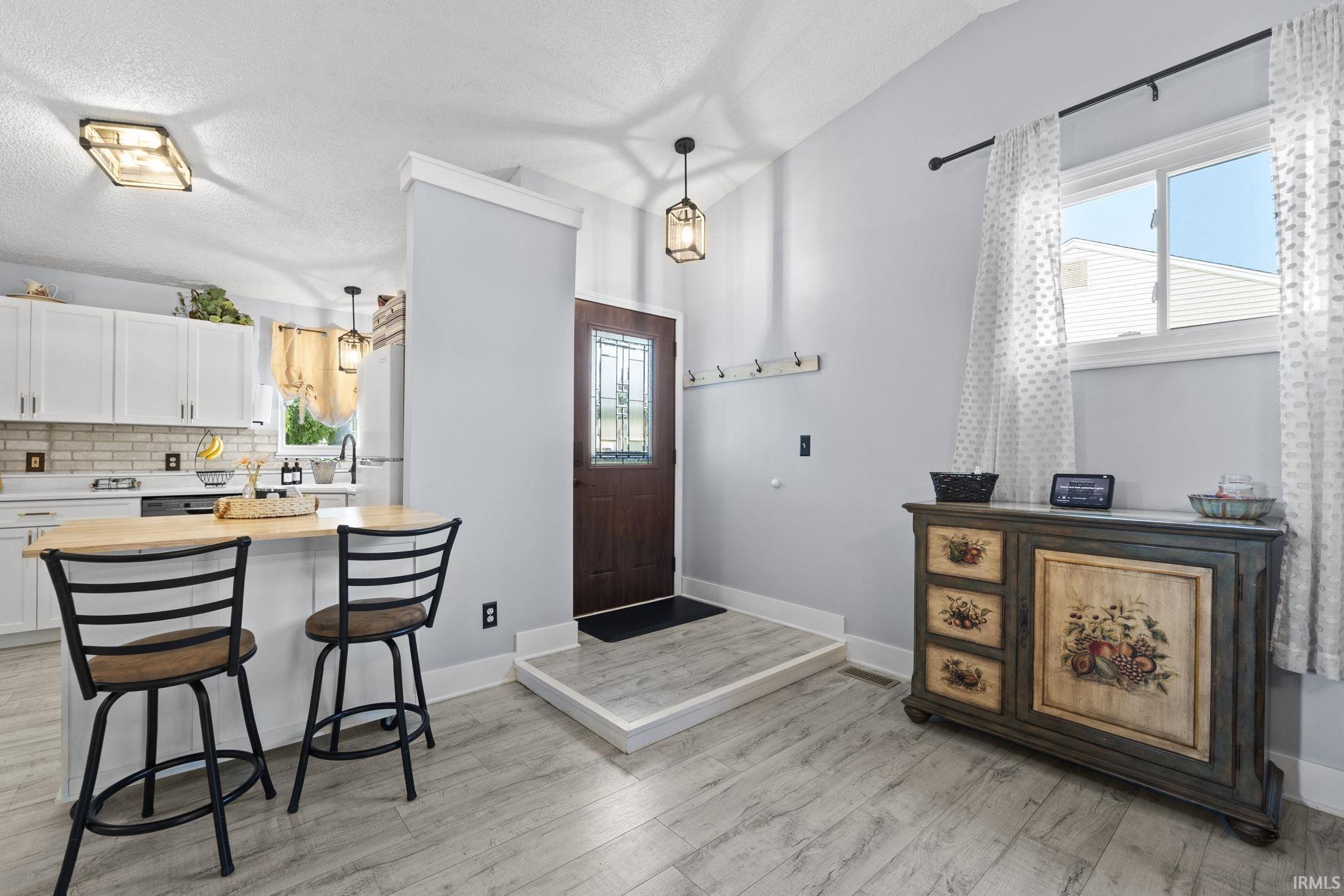 5402 Curry Ford Lane