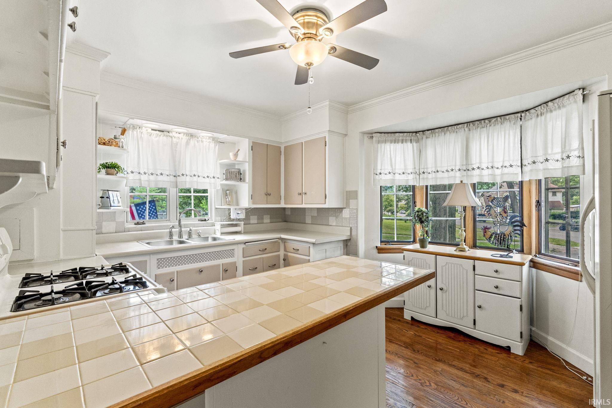 4702 W Lafayette Esplanade Road