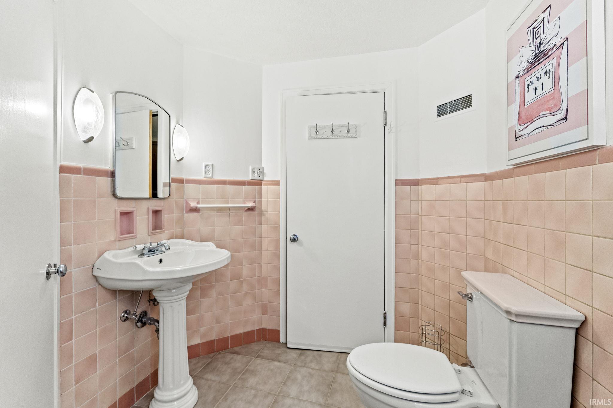 4702 W Lafayette Esplanade Road