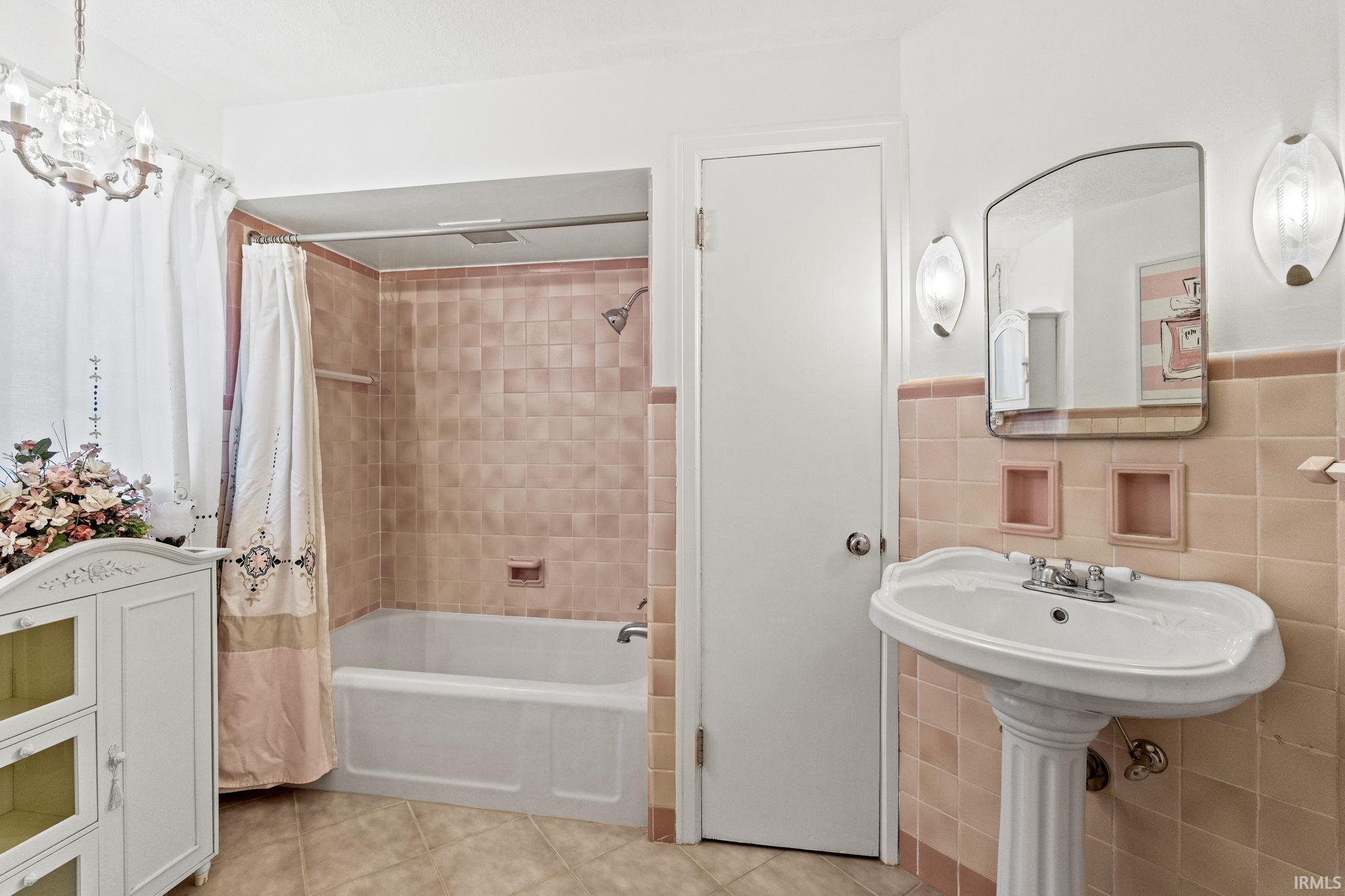 4702 W Lafayette Esplanade Road