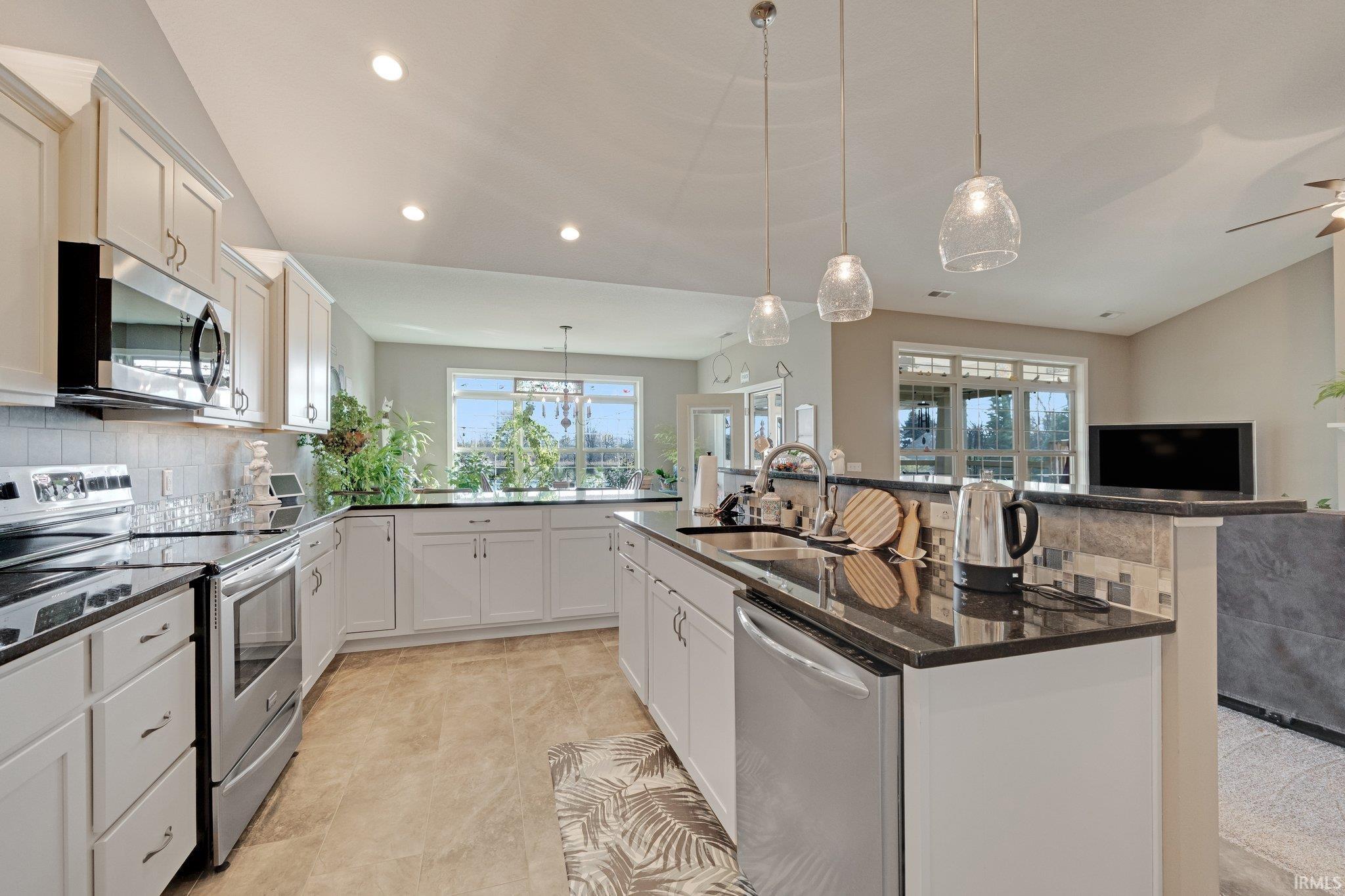 12521 Speranza Drive