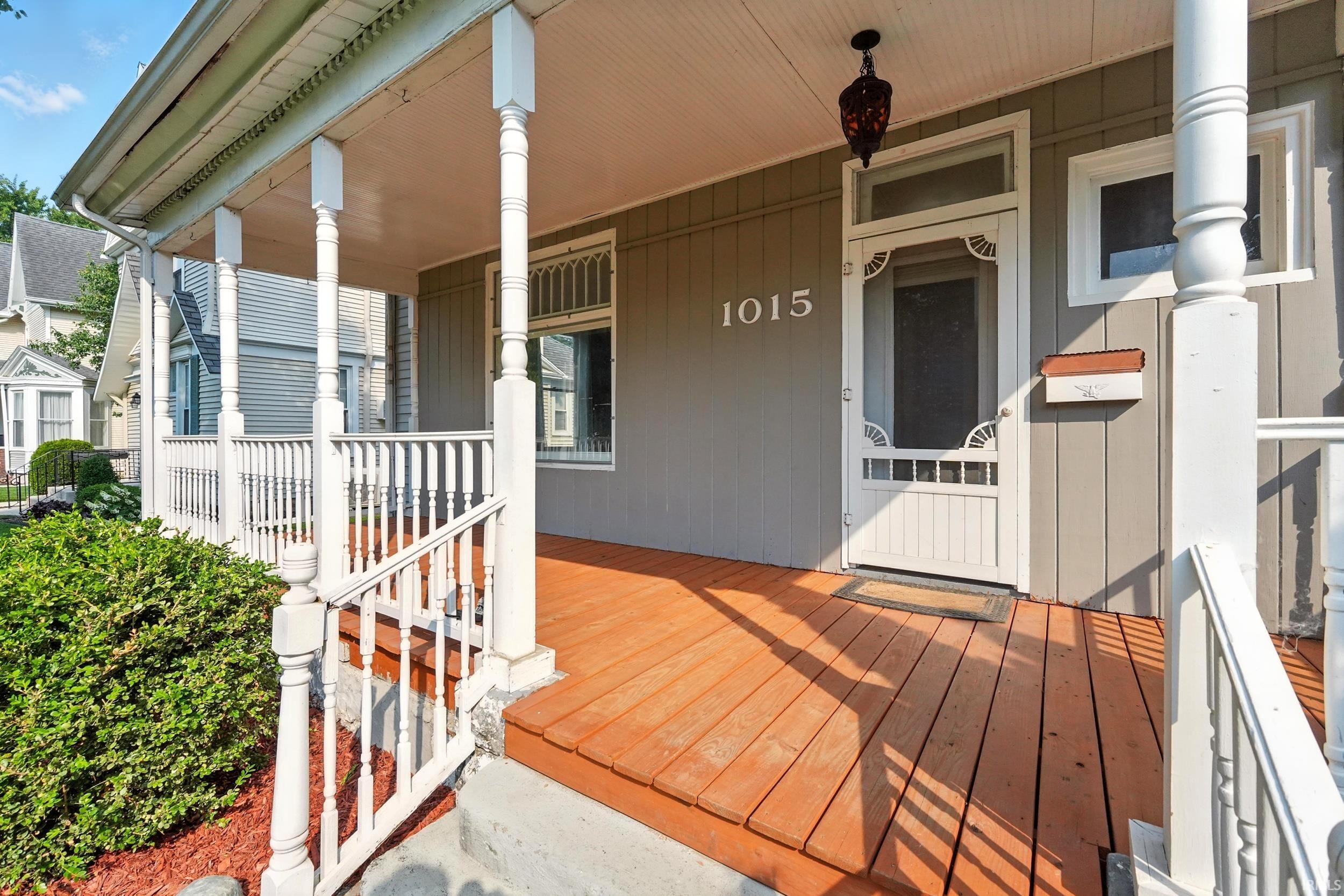 1015 Columbia Avenue