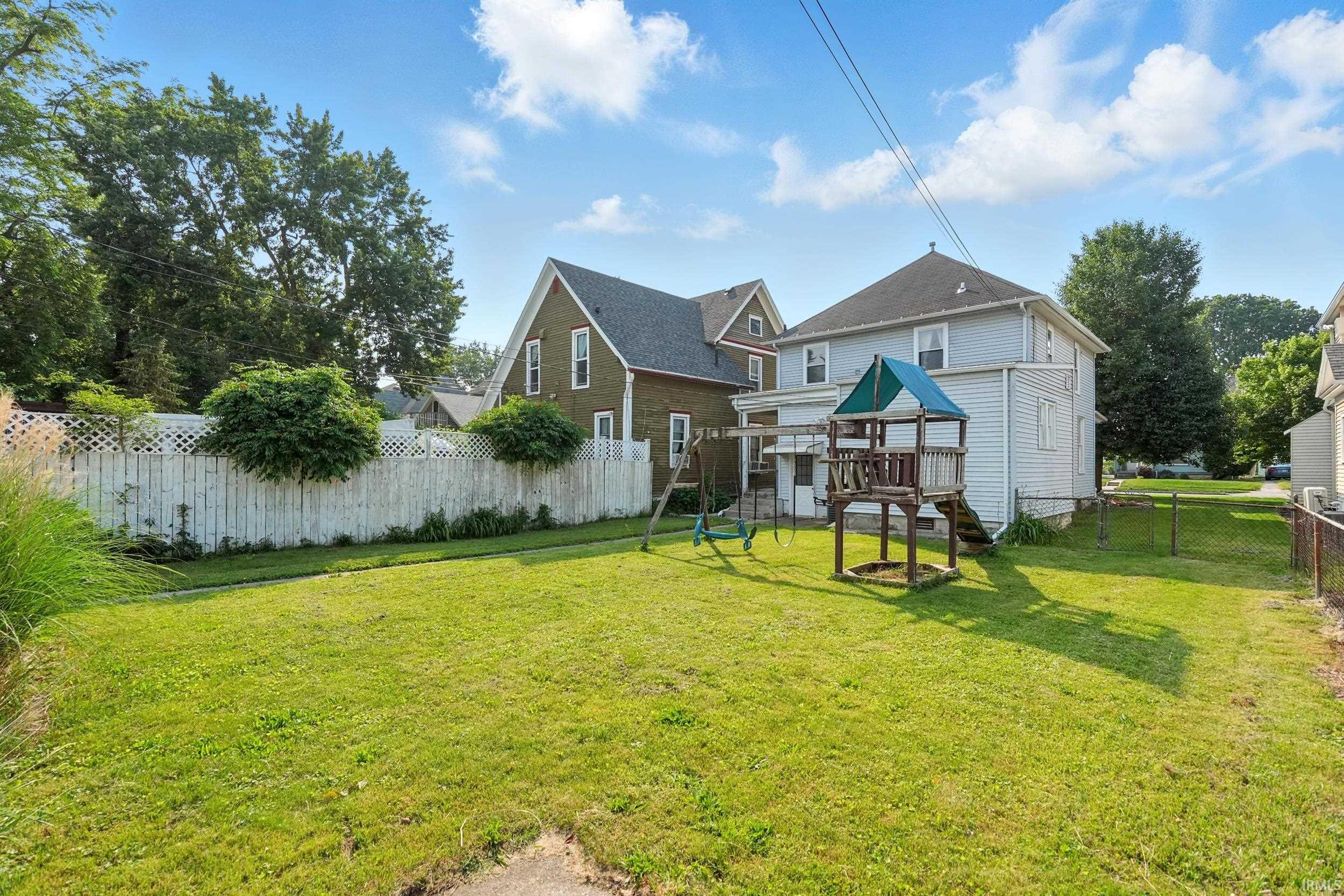 1015 Columbia Avenue