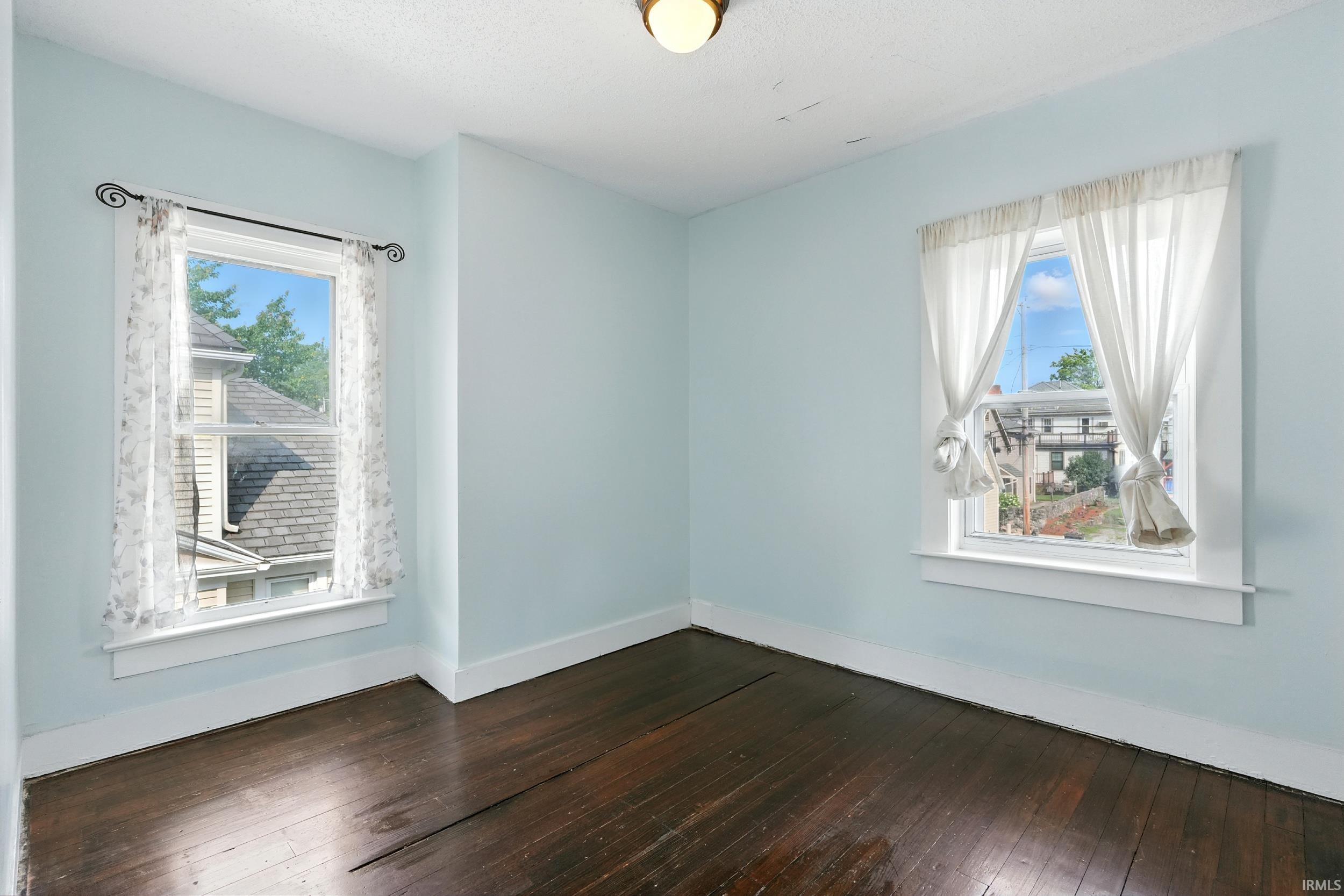 1015 Columbia Avenue