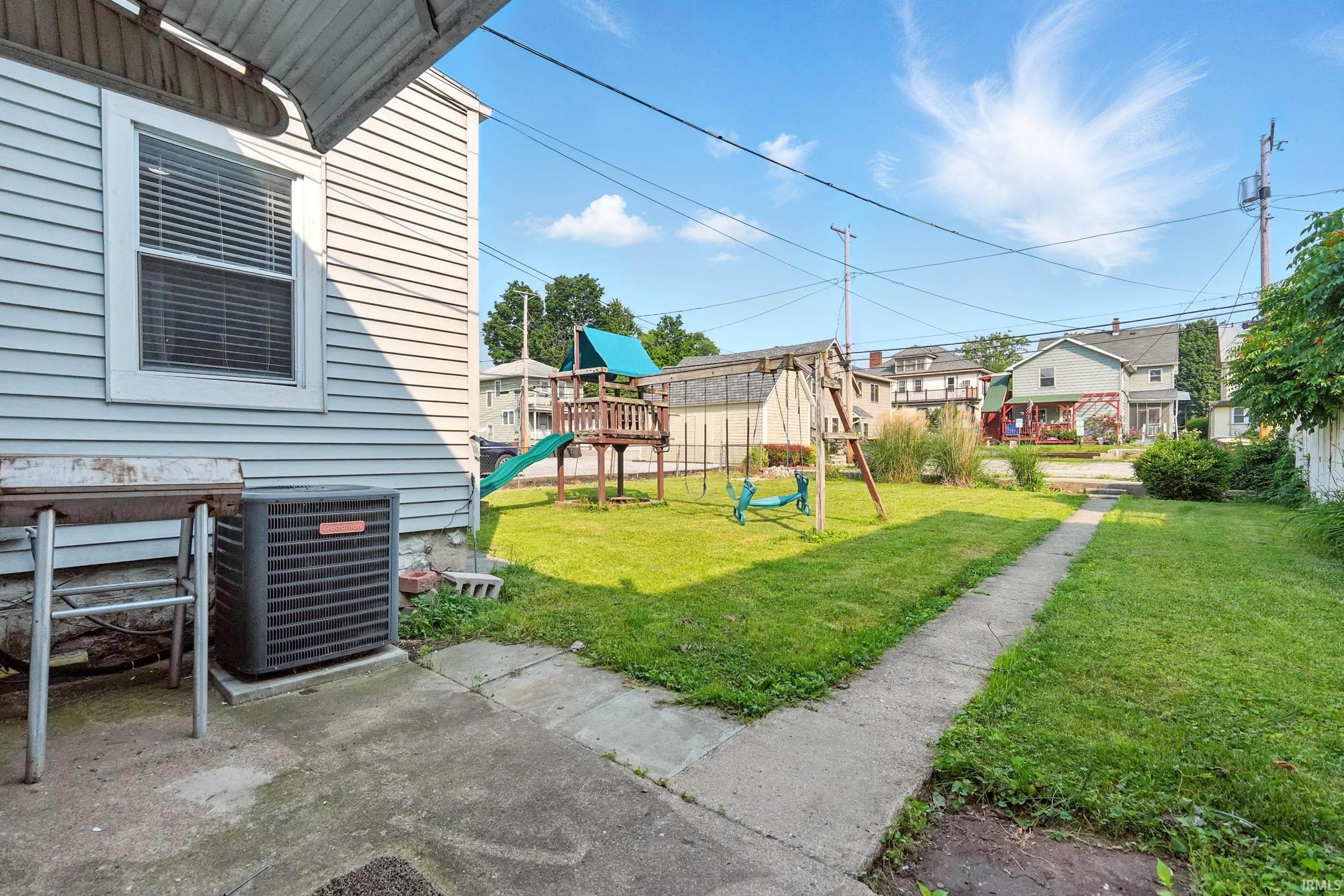 1015 Columbia Avenue