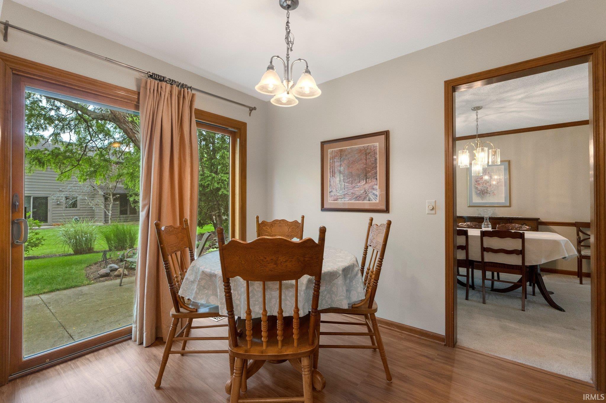 2521 E Saint Thomas Point