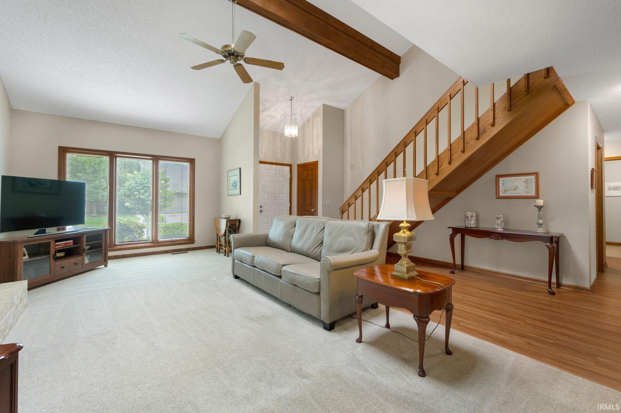 2521 E Saint Thomas Point