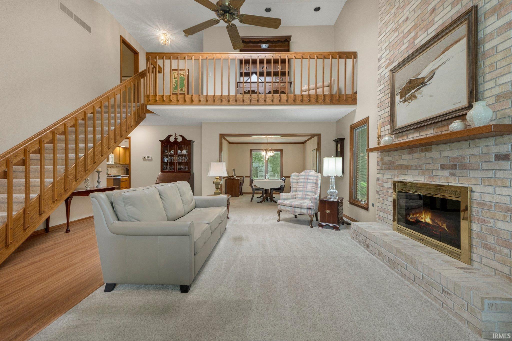 2521 E Saint Thomas Point