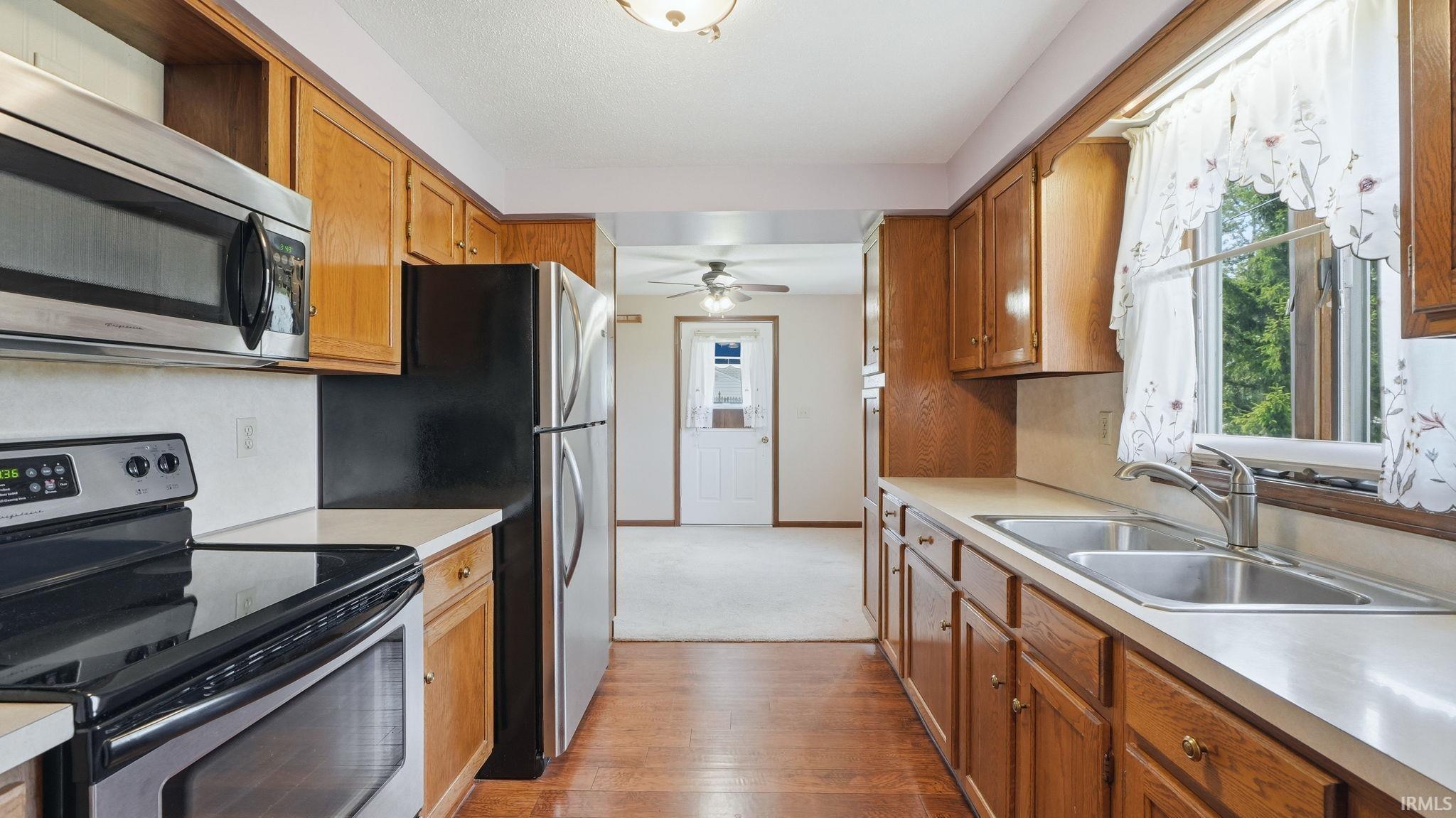 2515 Clifton Hills Drive