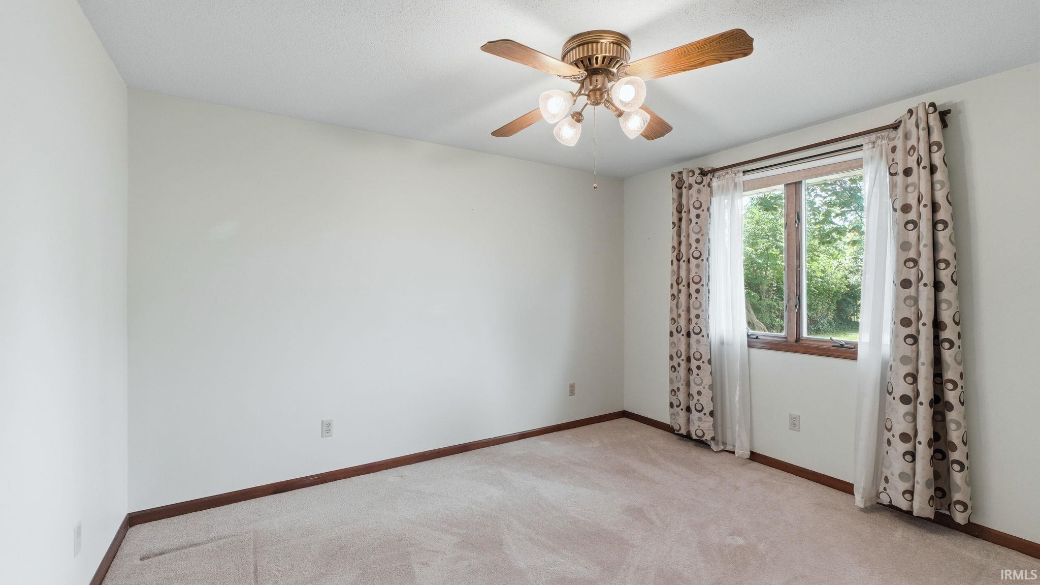 2515 Clifton Hills Drive