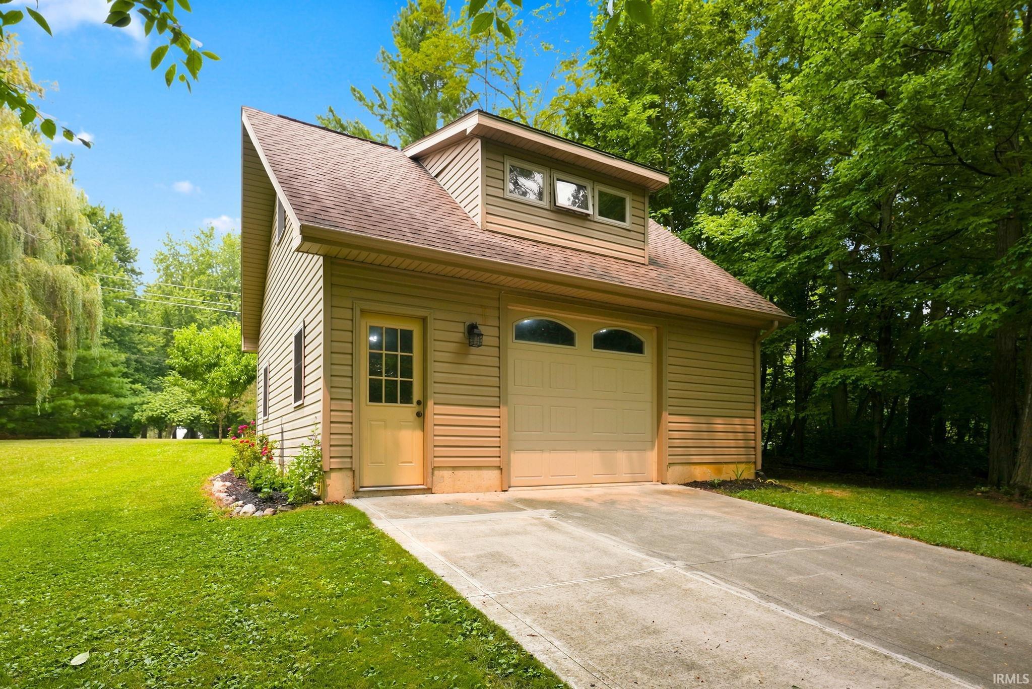 4123 W 100 Road