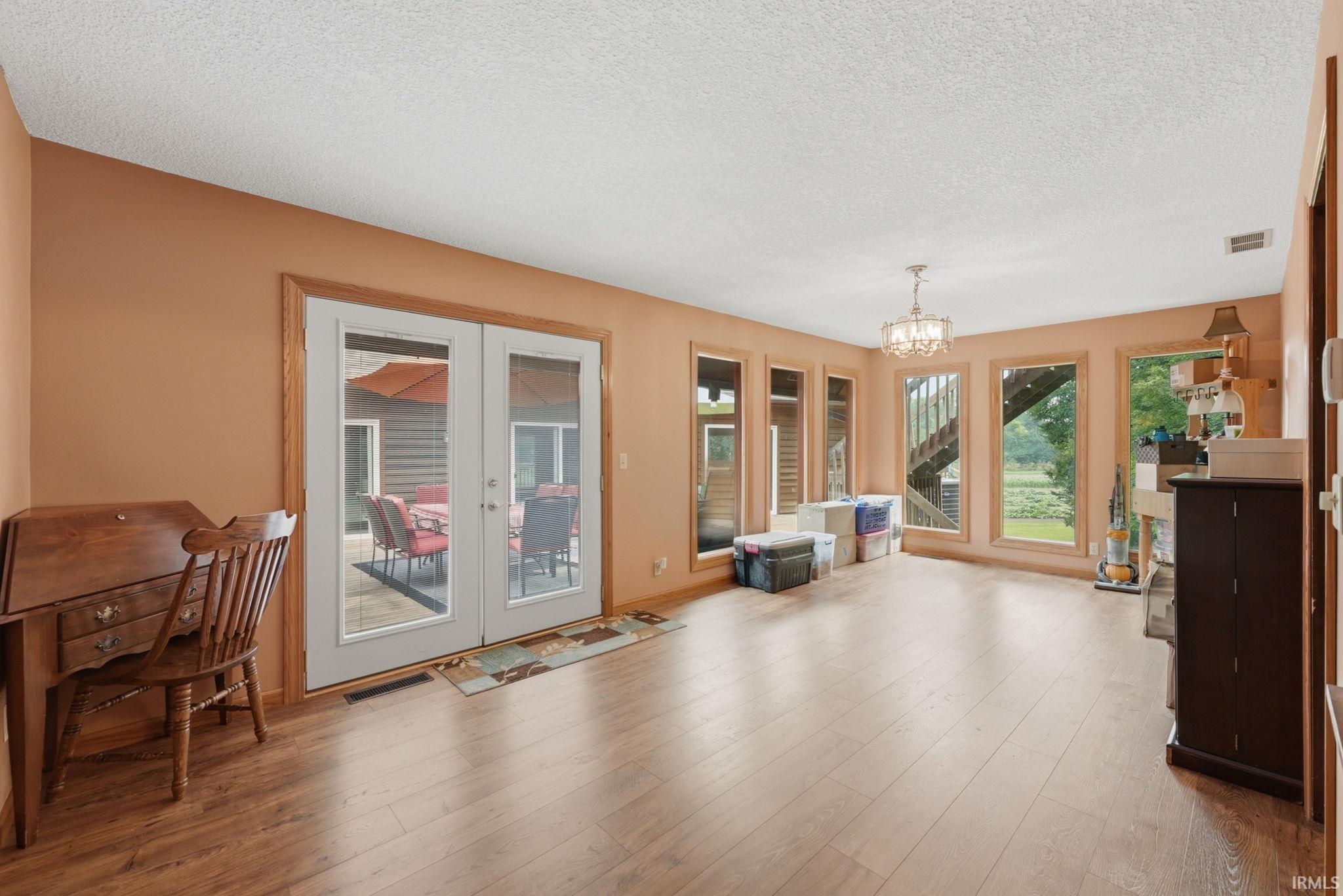 4123 W 100 Road
