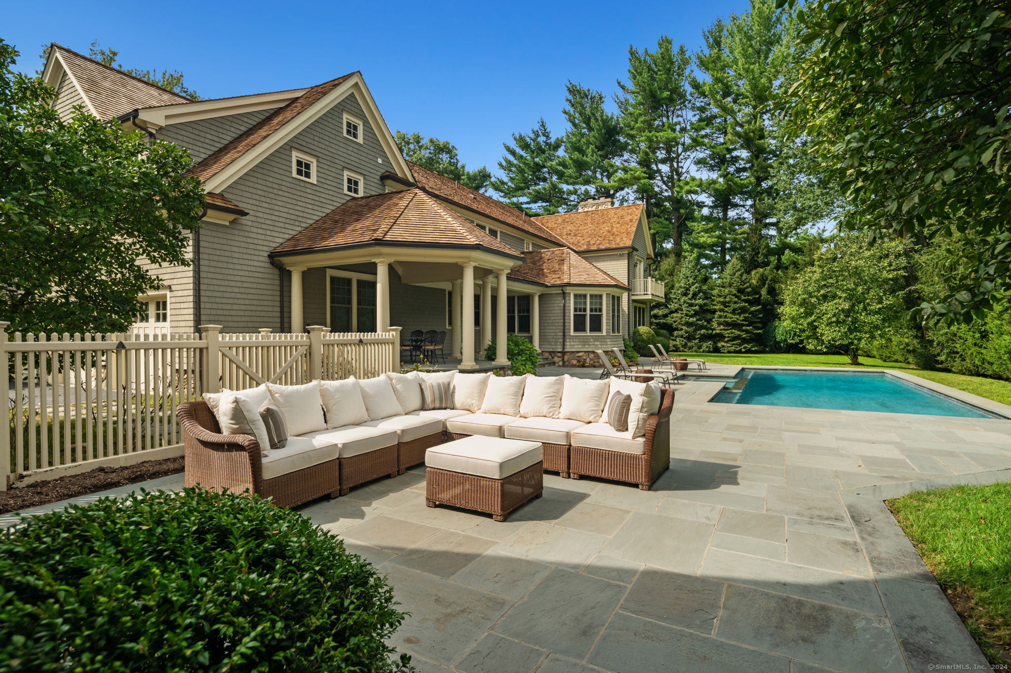 253 Middlesex Road