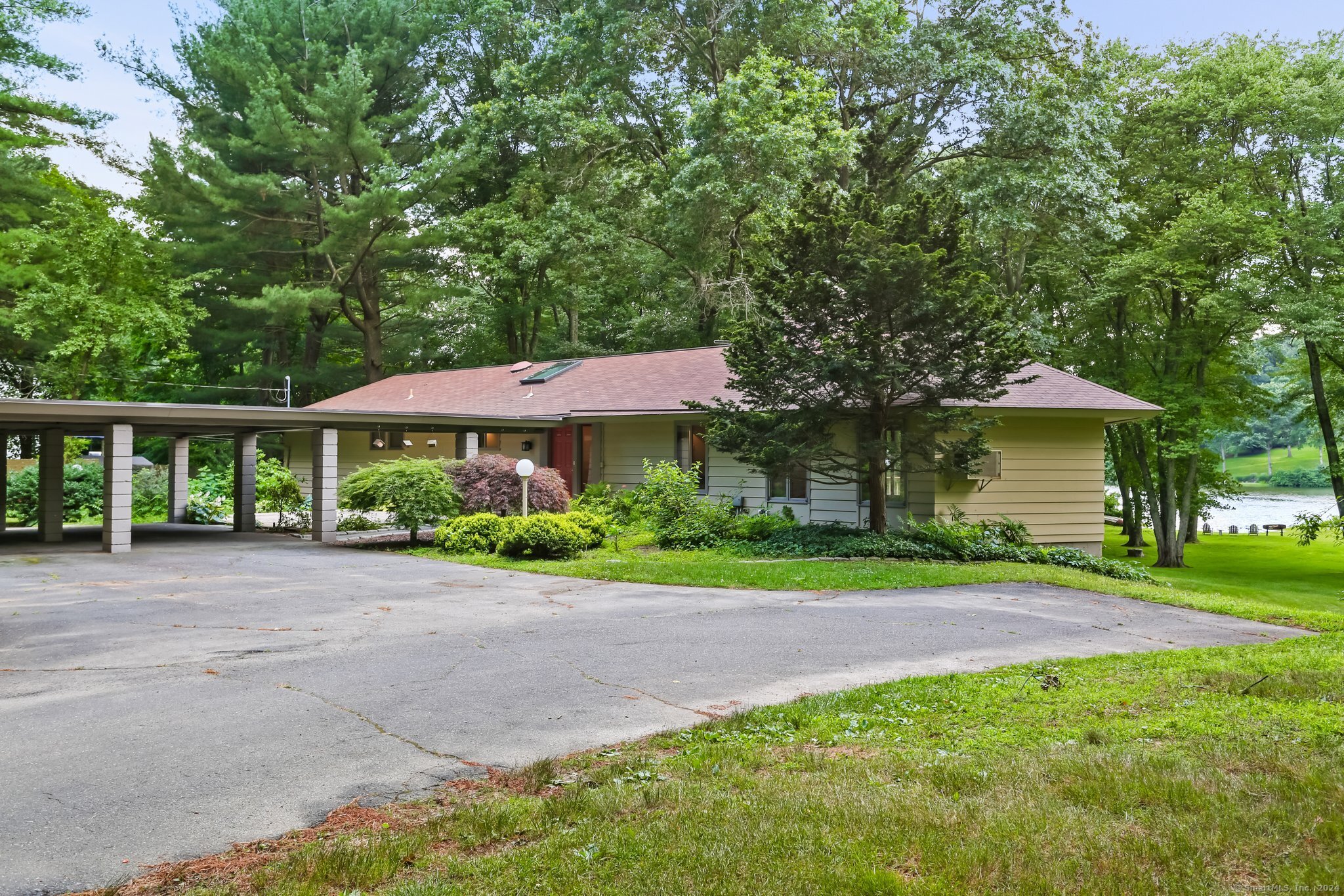 747 Old Stamford Road