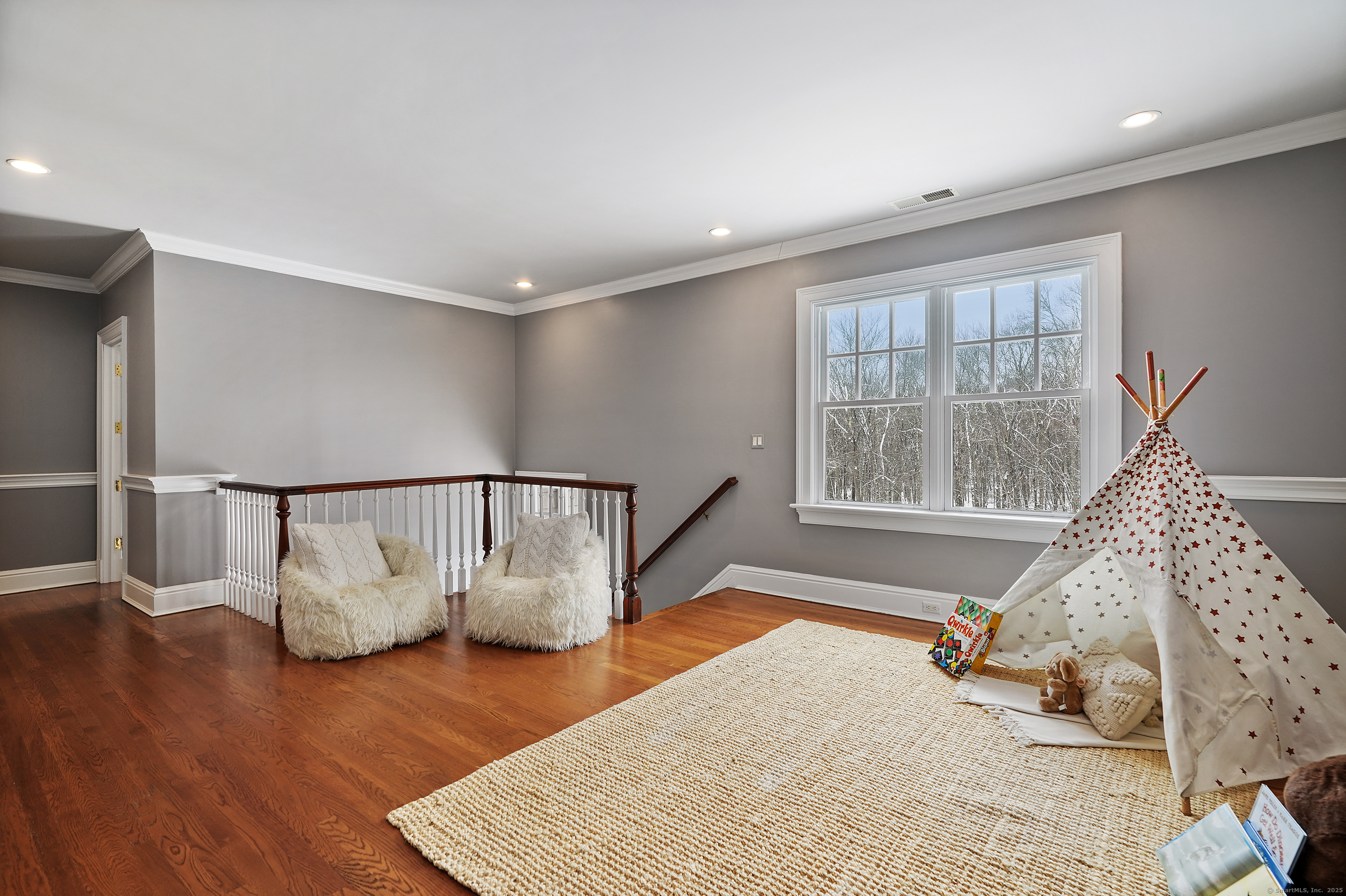 508 Ponus Ridge