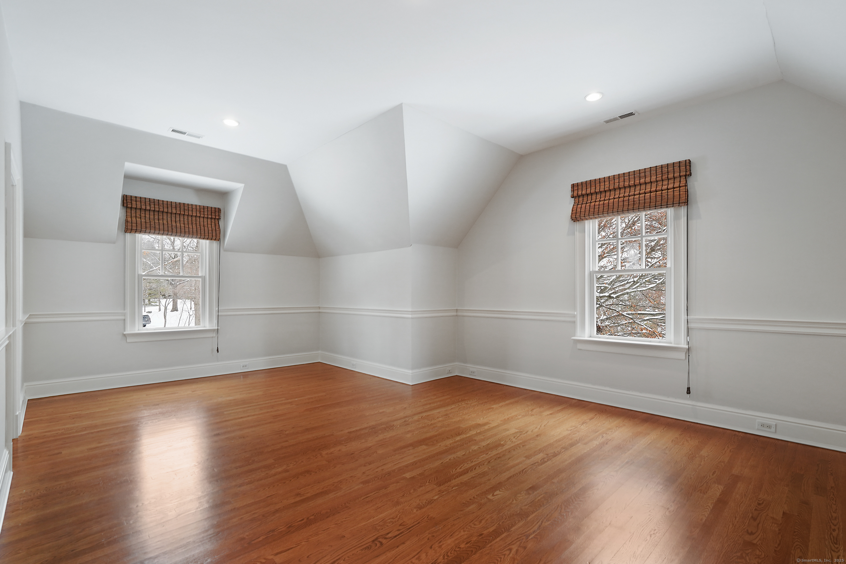 508 Ponus Ridge