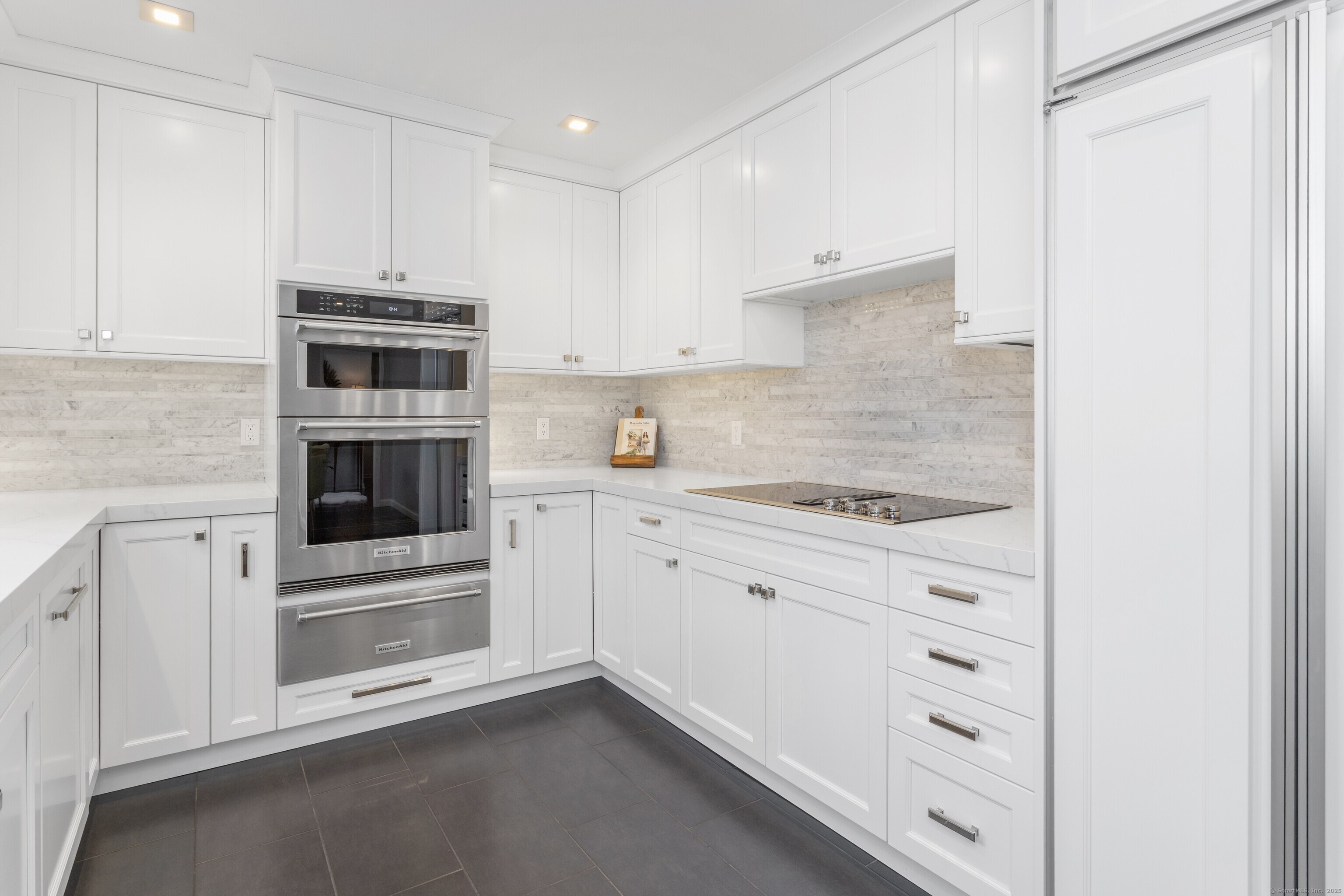 31 Lakeview Avenue