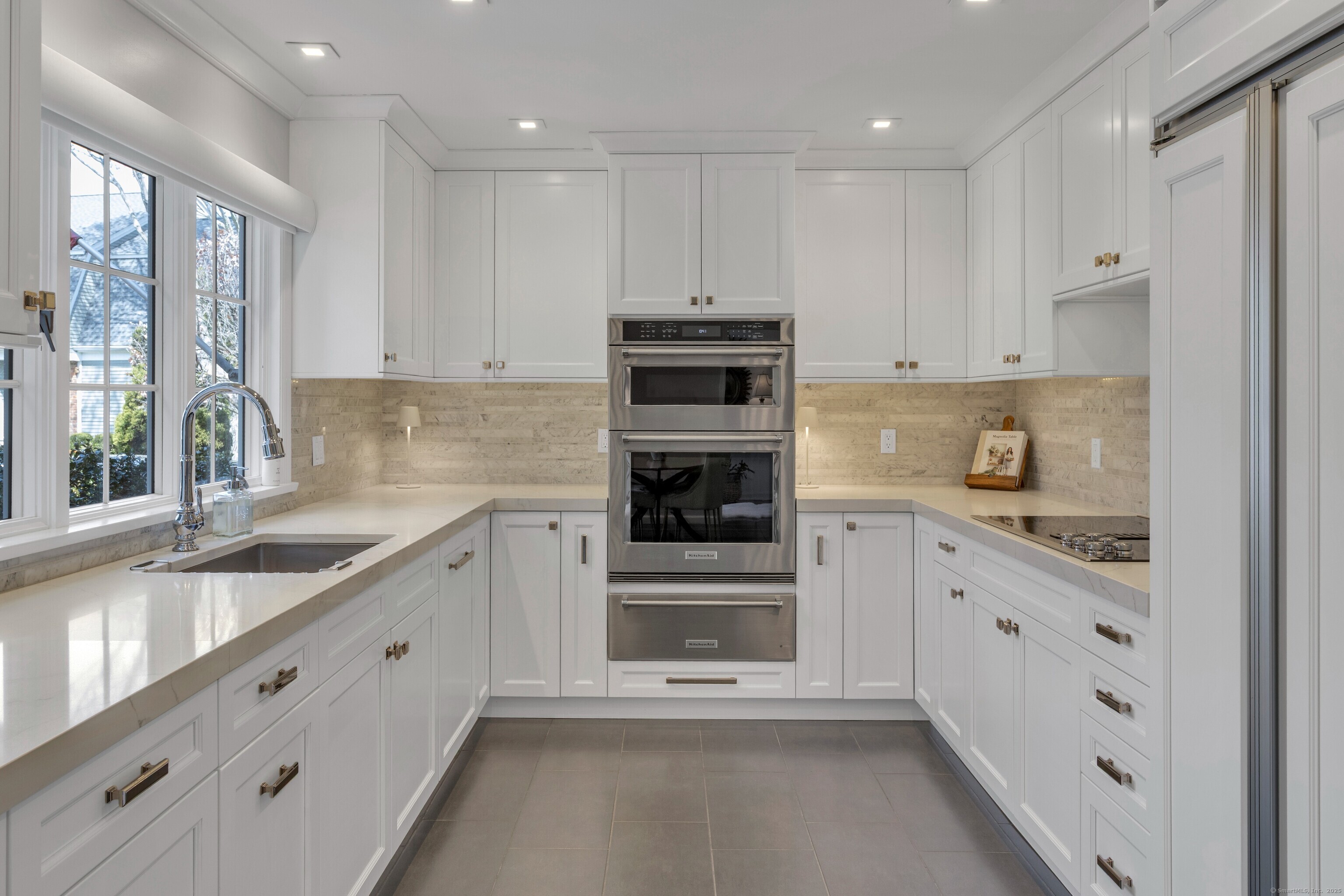 31 Lakeview Avenue
