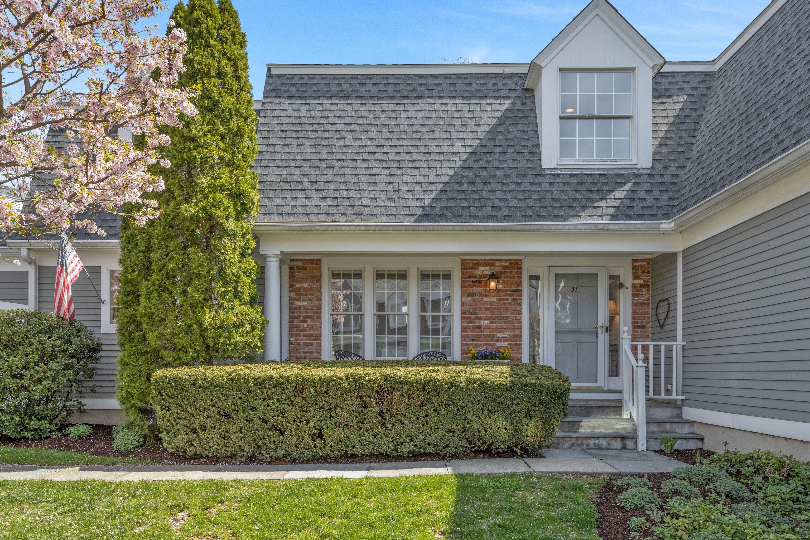 31 Lakeview Avenue