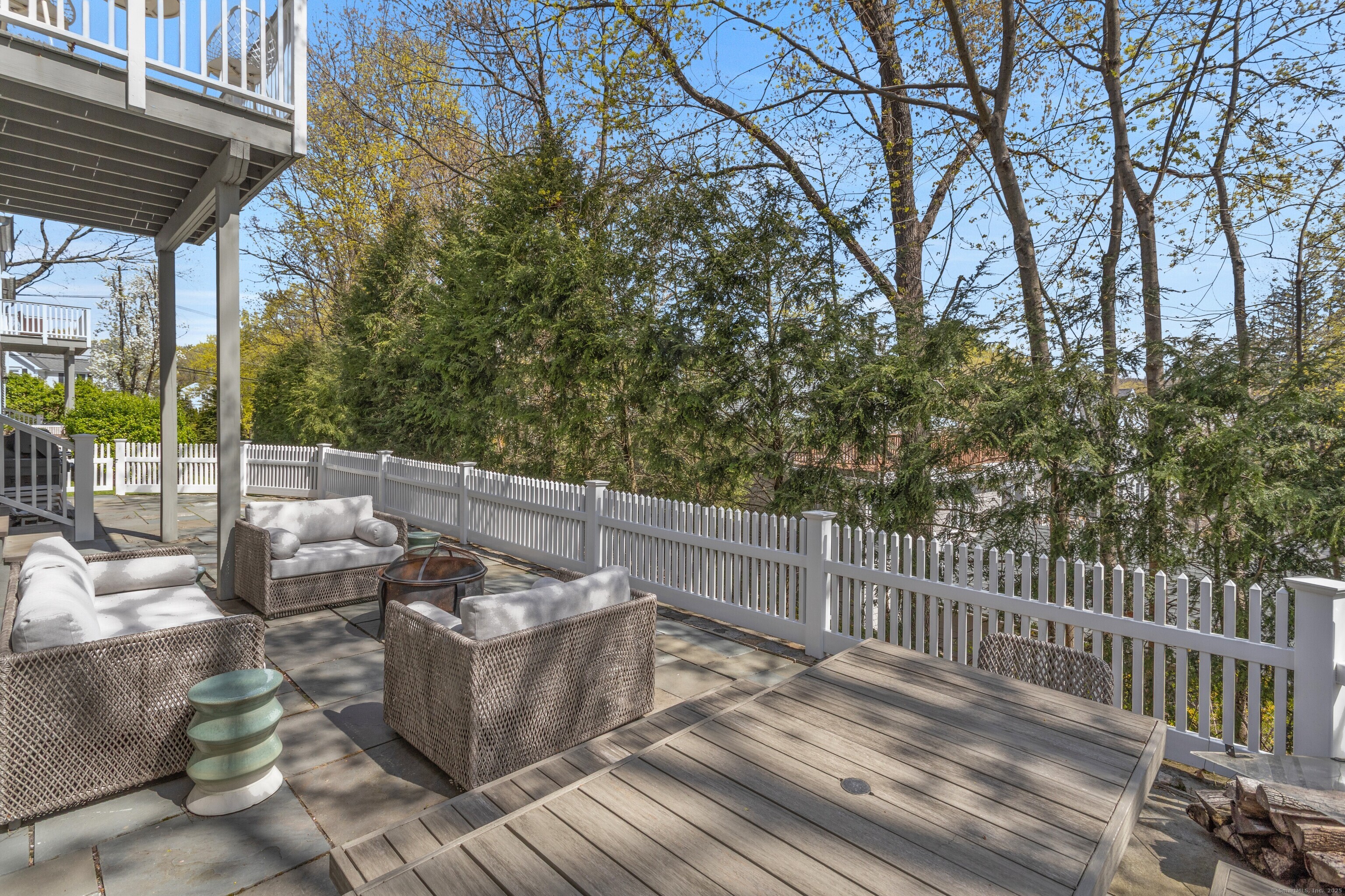 31 Lakeview Avenue