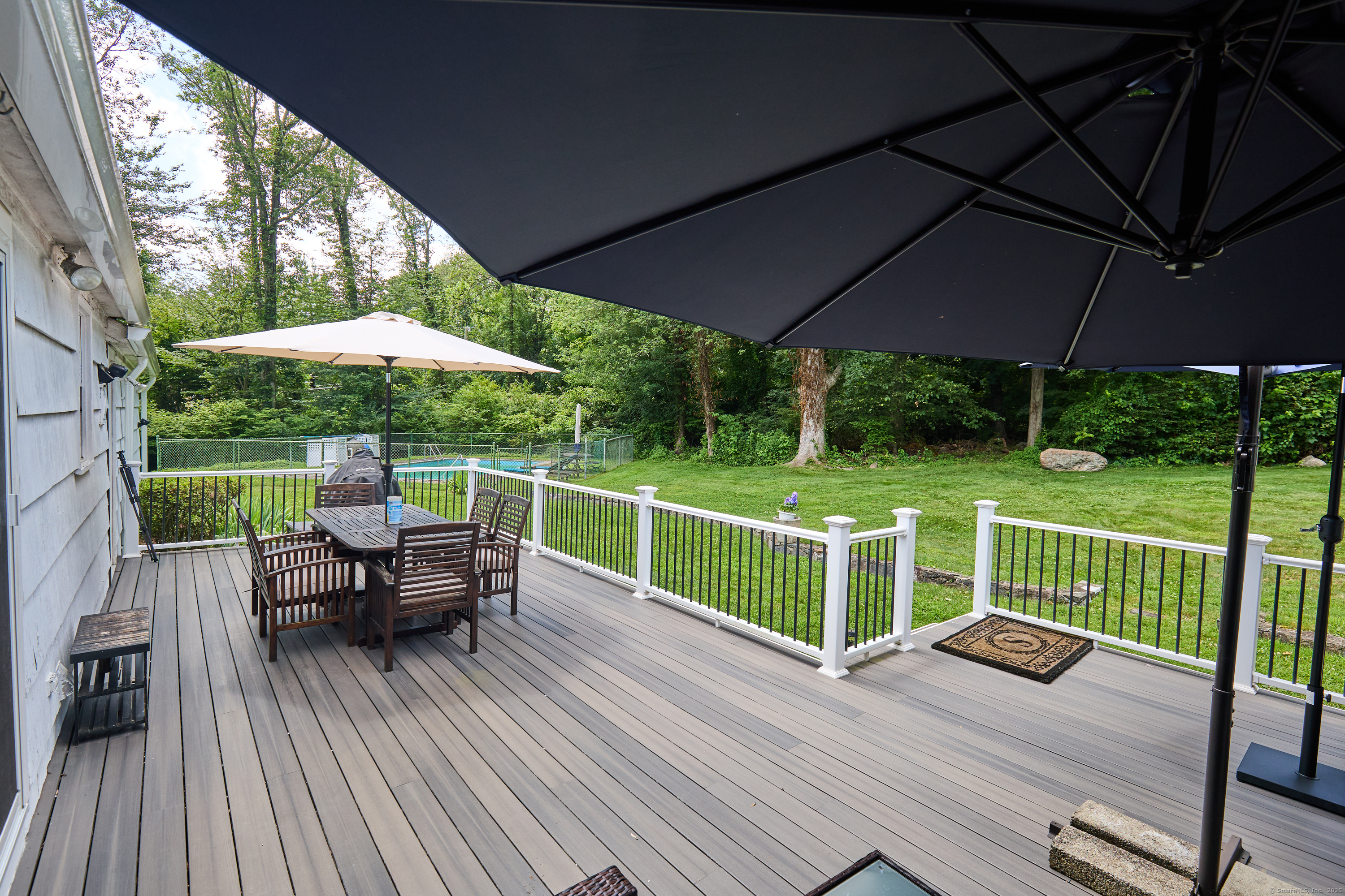 12 Shady Knoll Lane
