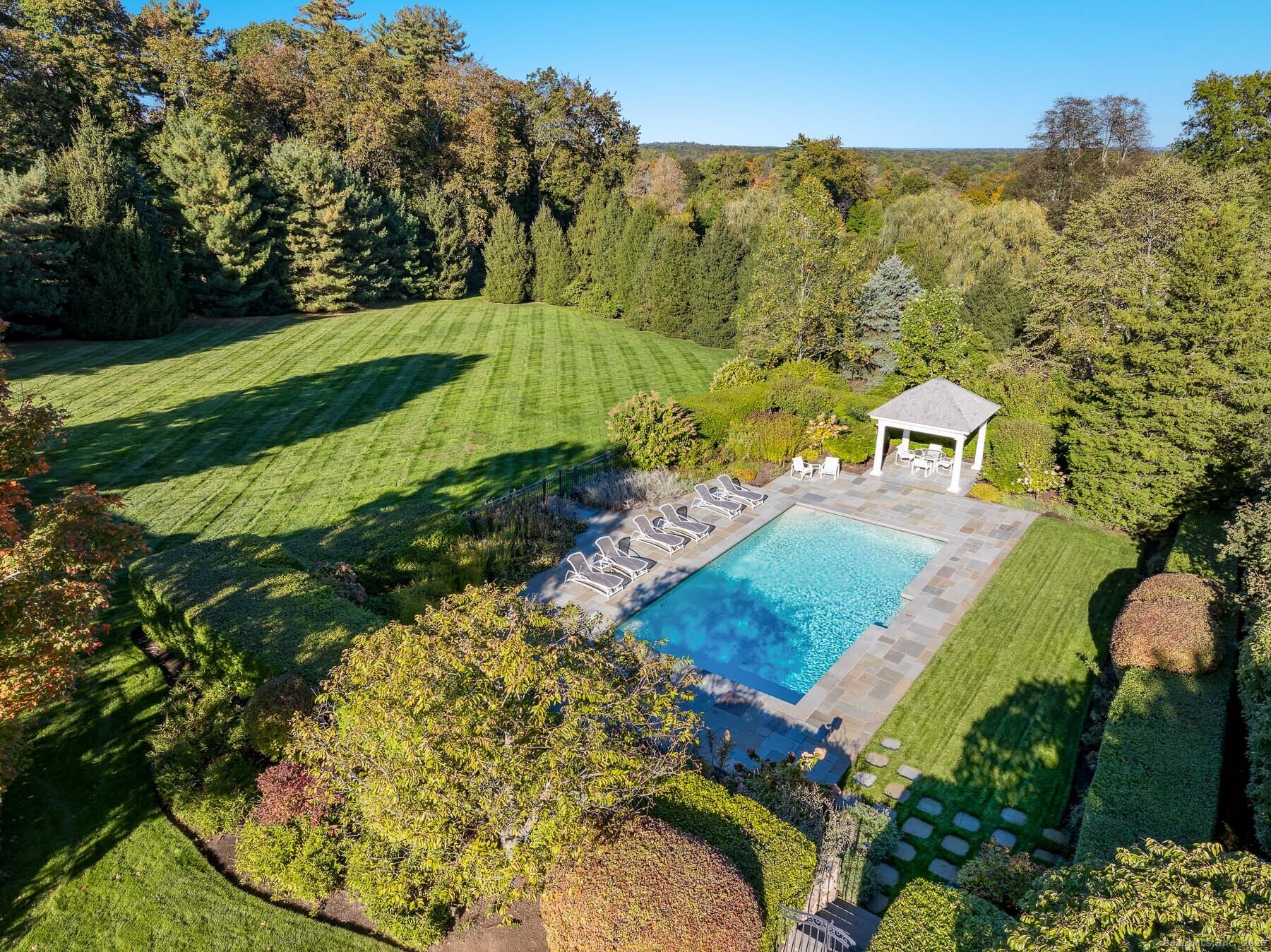 561 Smith Ridge Road