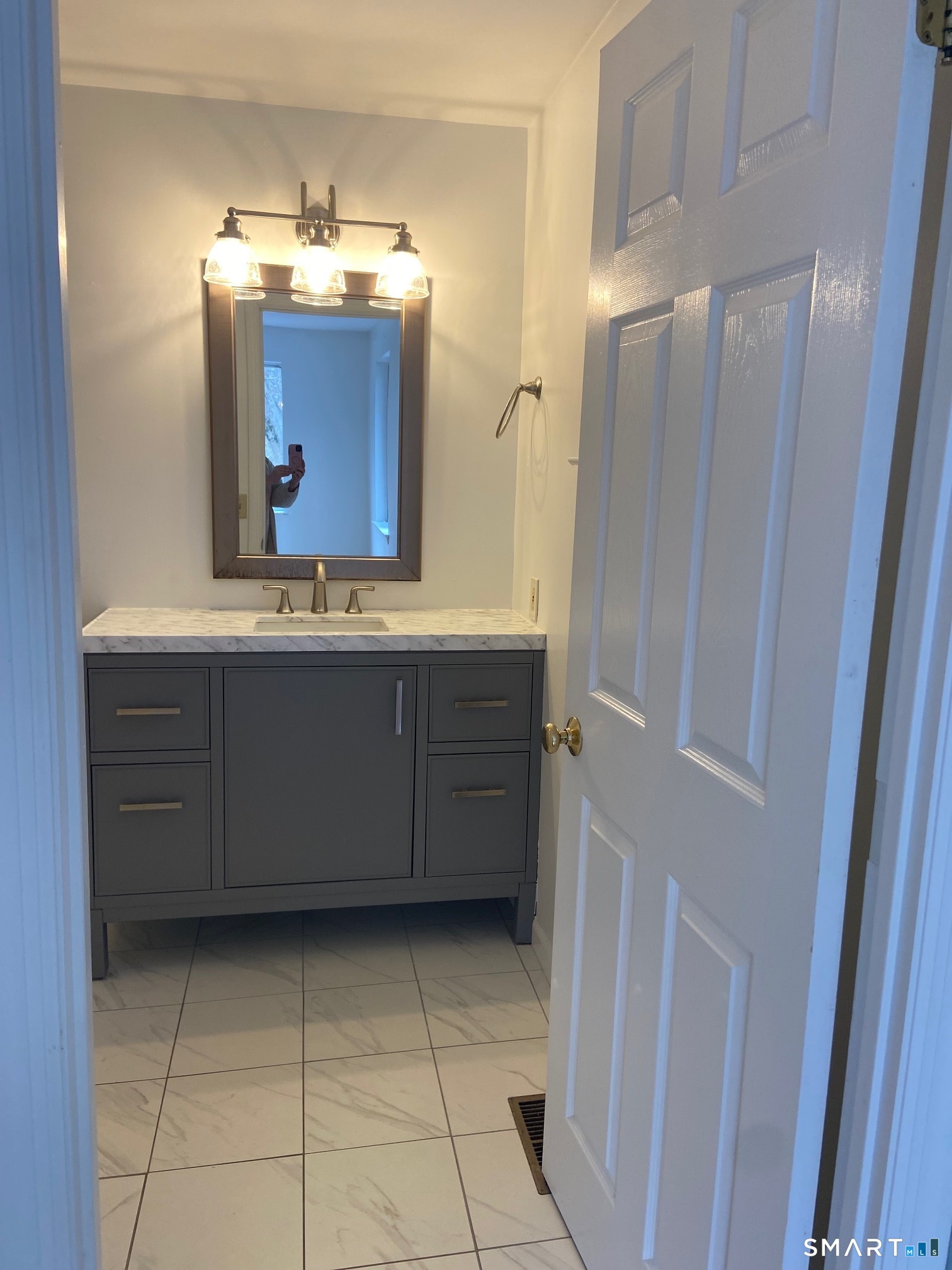4 McKendry Court