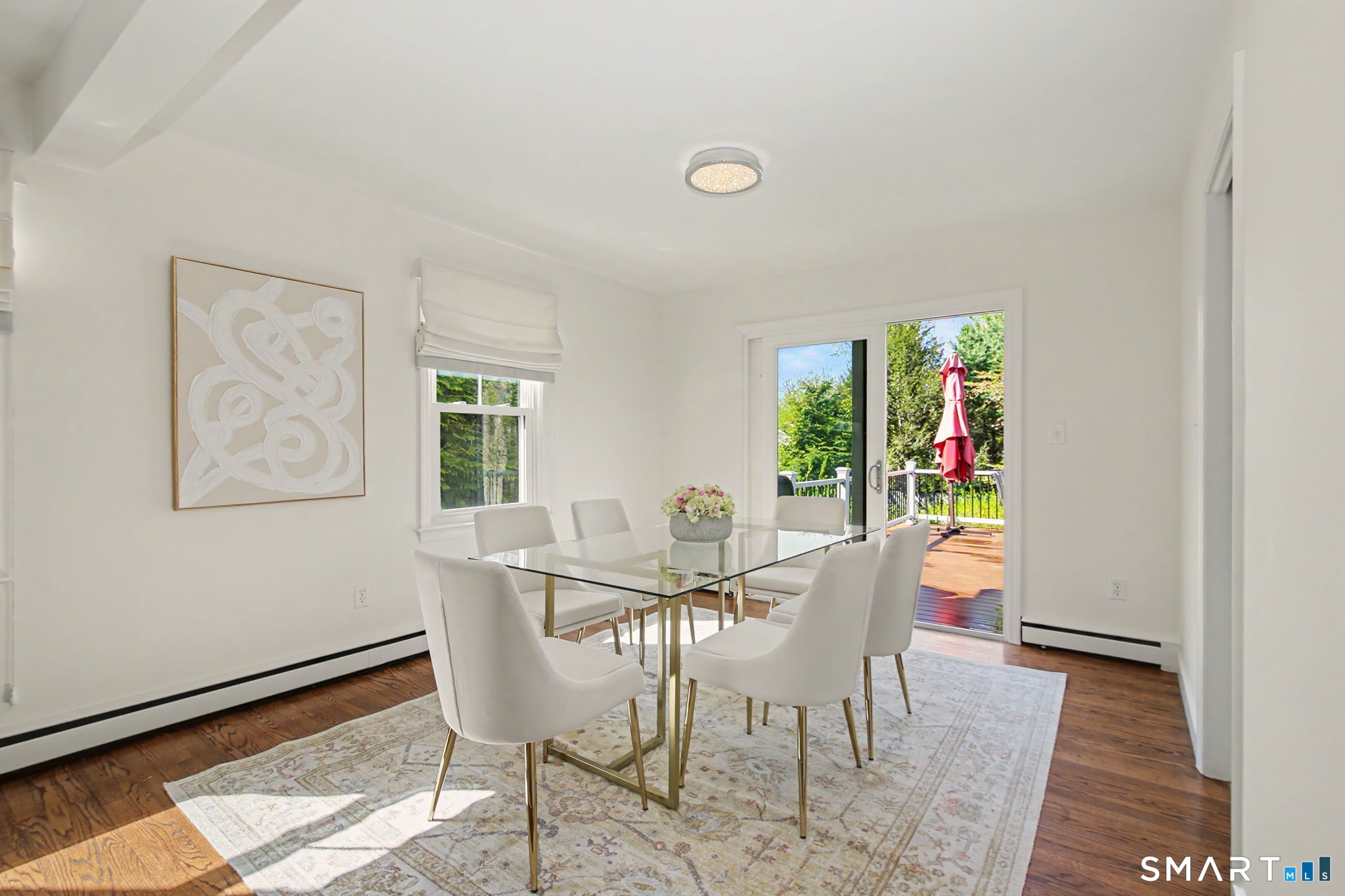 107 Compo Road North