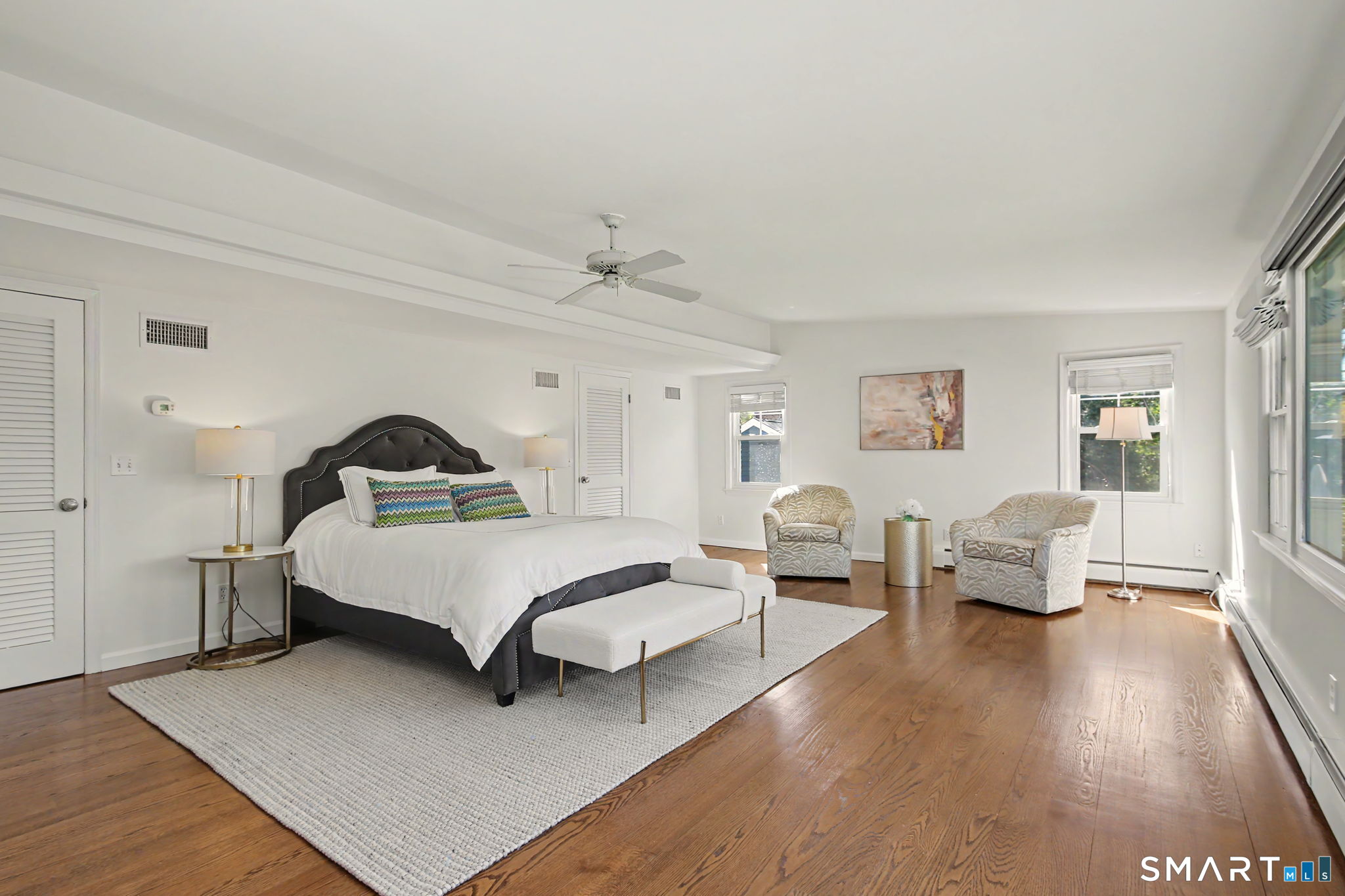 107 Compo Road North