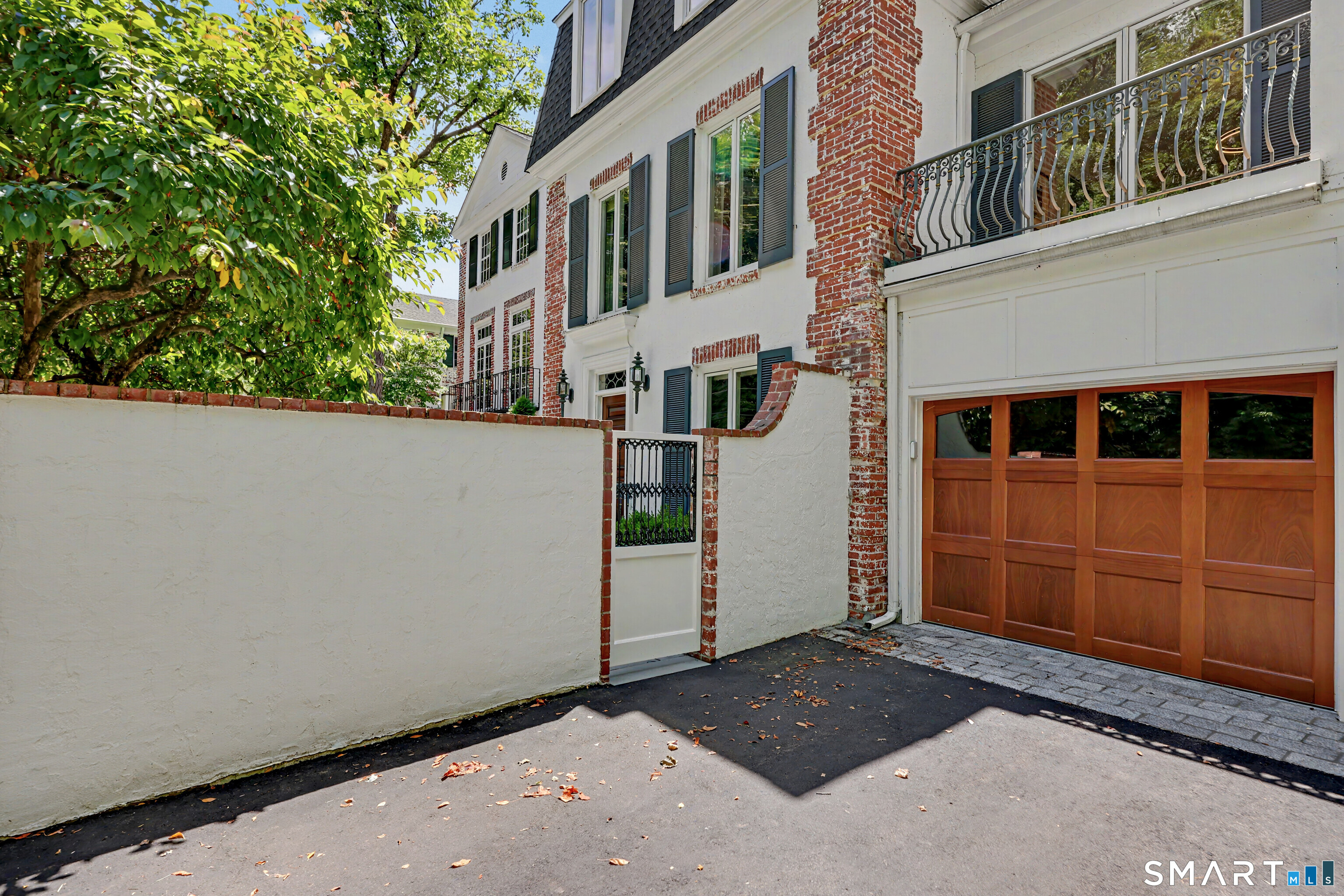 145 Oenoke Lane