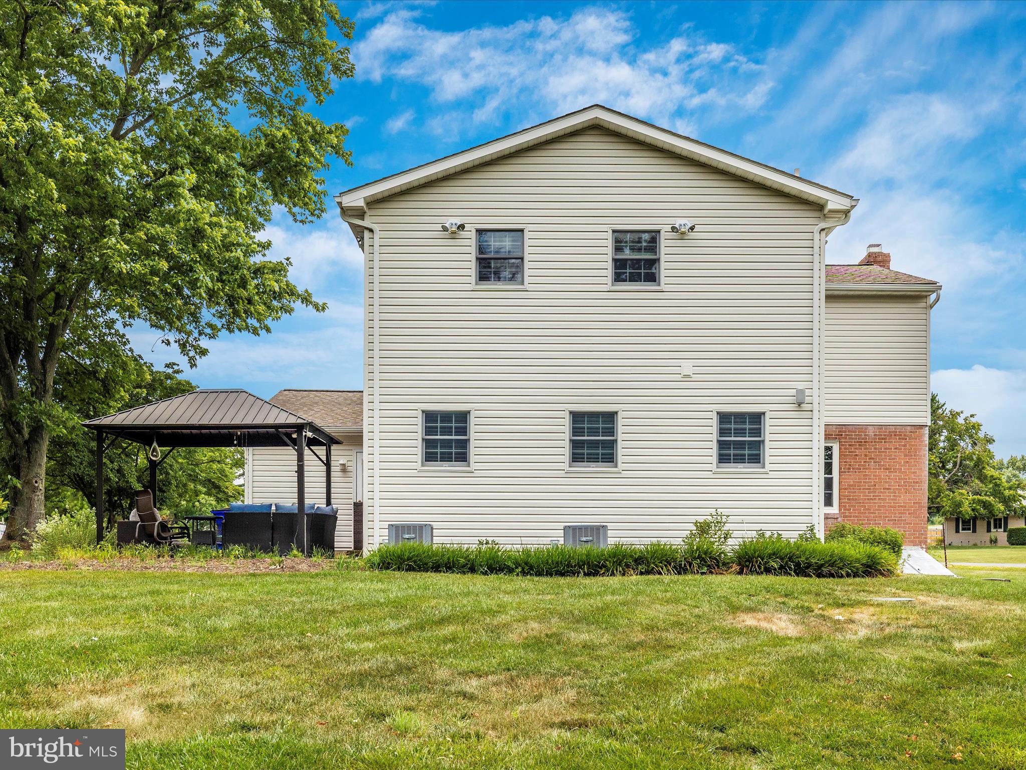3737 BLUEBERRY COURT