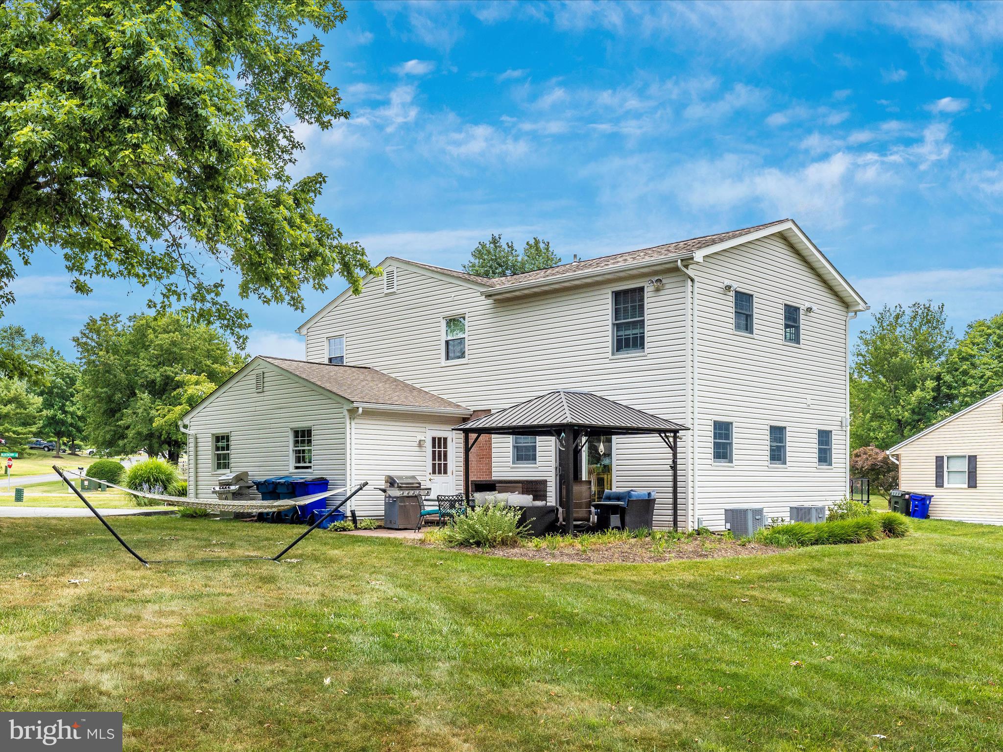 3737 BLUEBERRY COURT