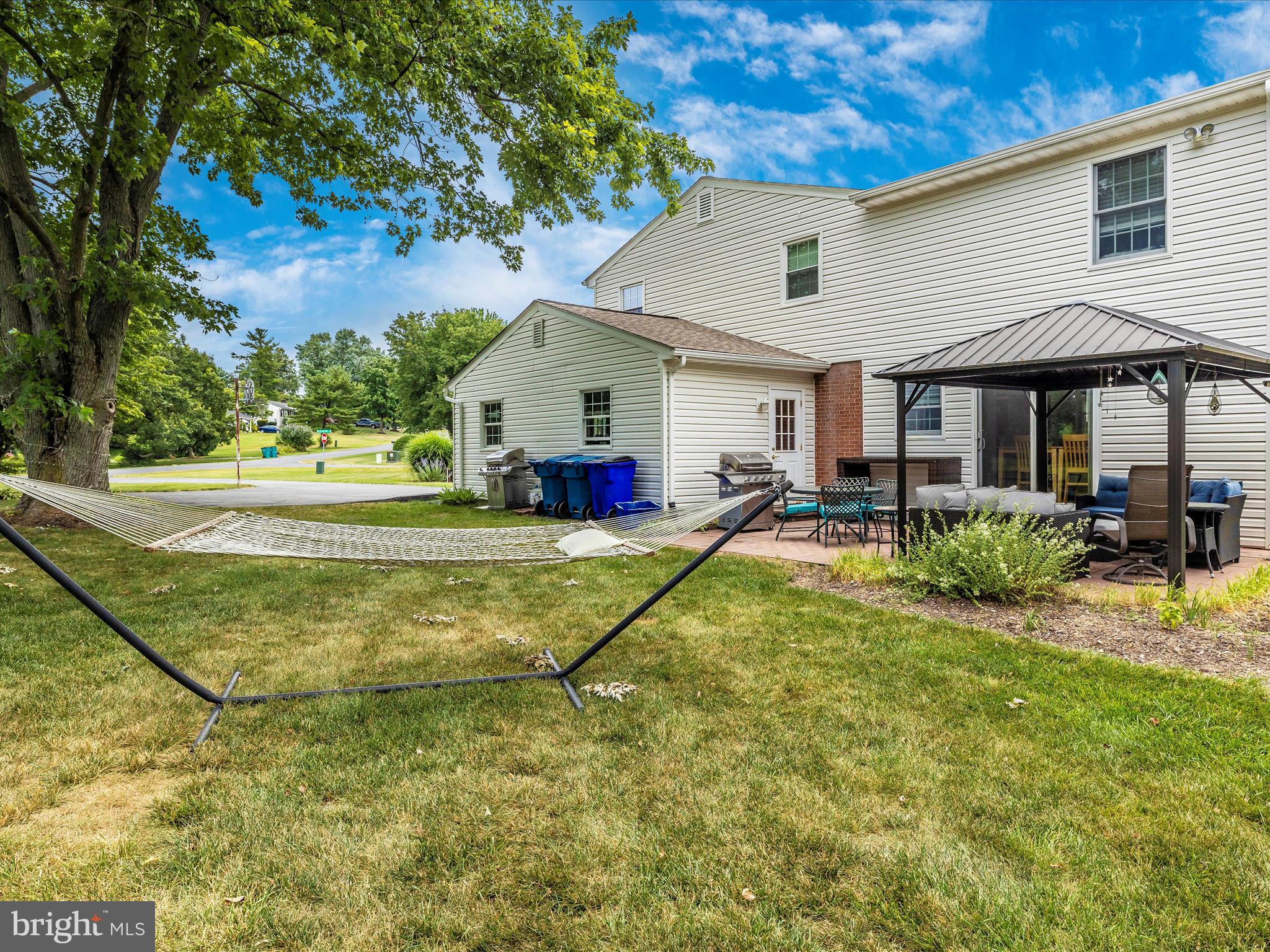 3737 BLUEBERRY COURT
