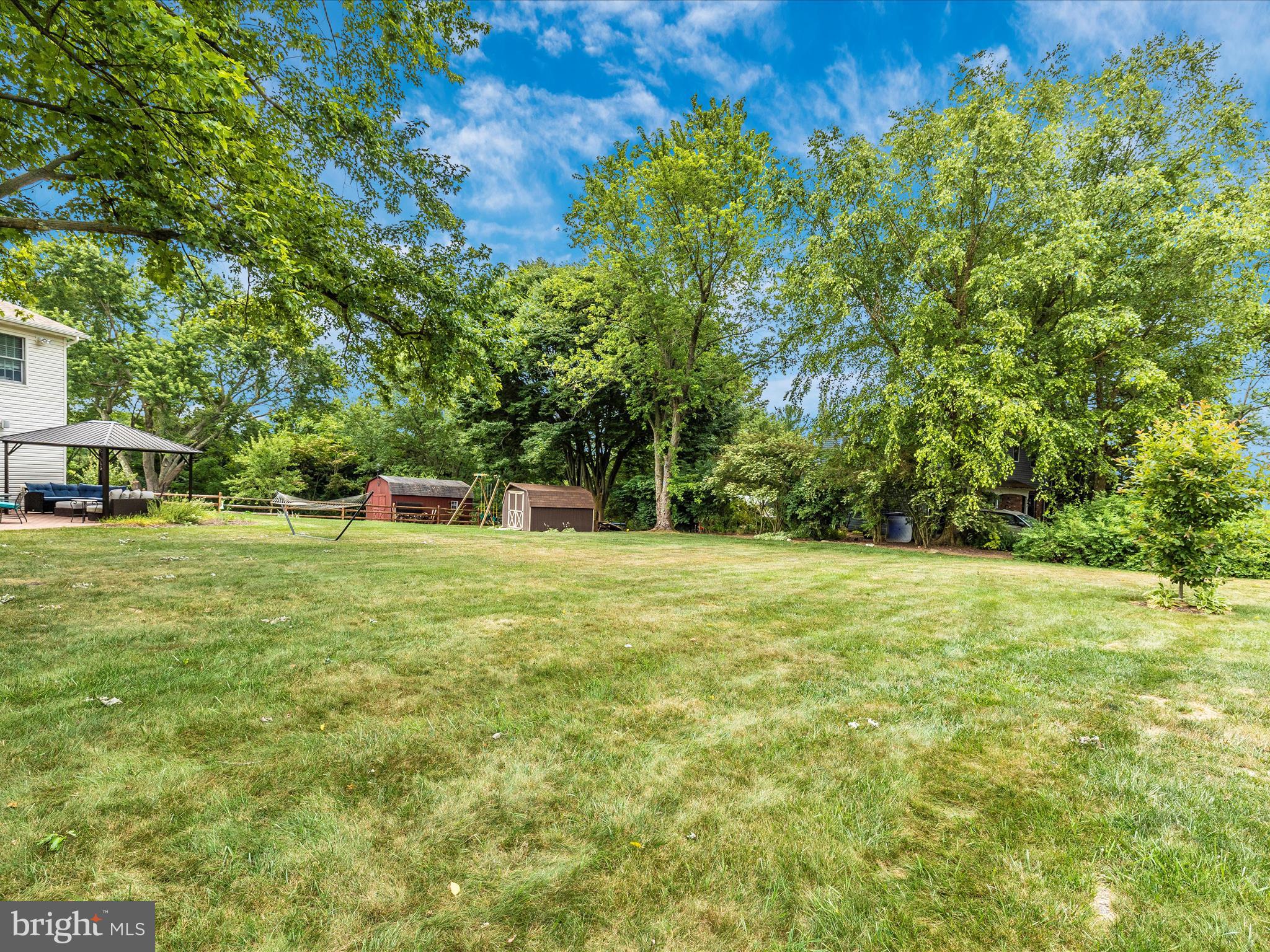 3737 BLUEBERRY COURT
