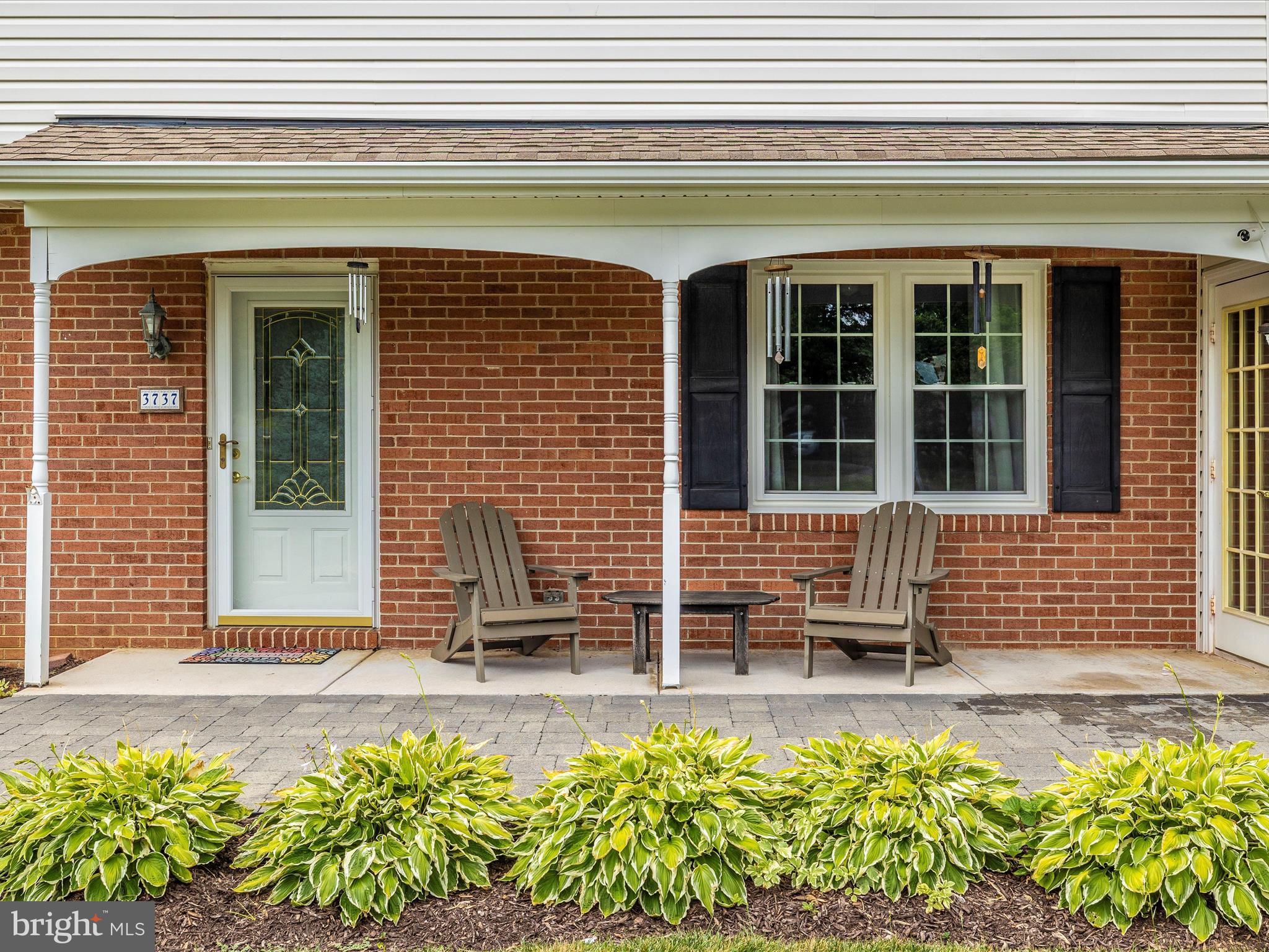 3737 BLUEBERRY COURT