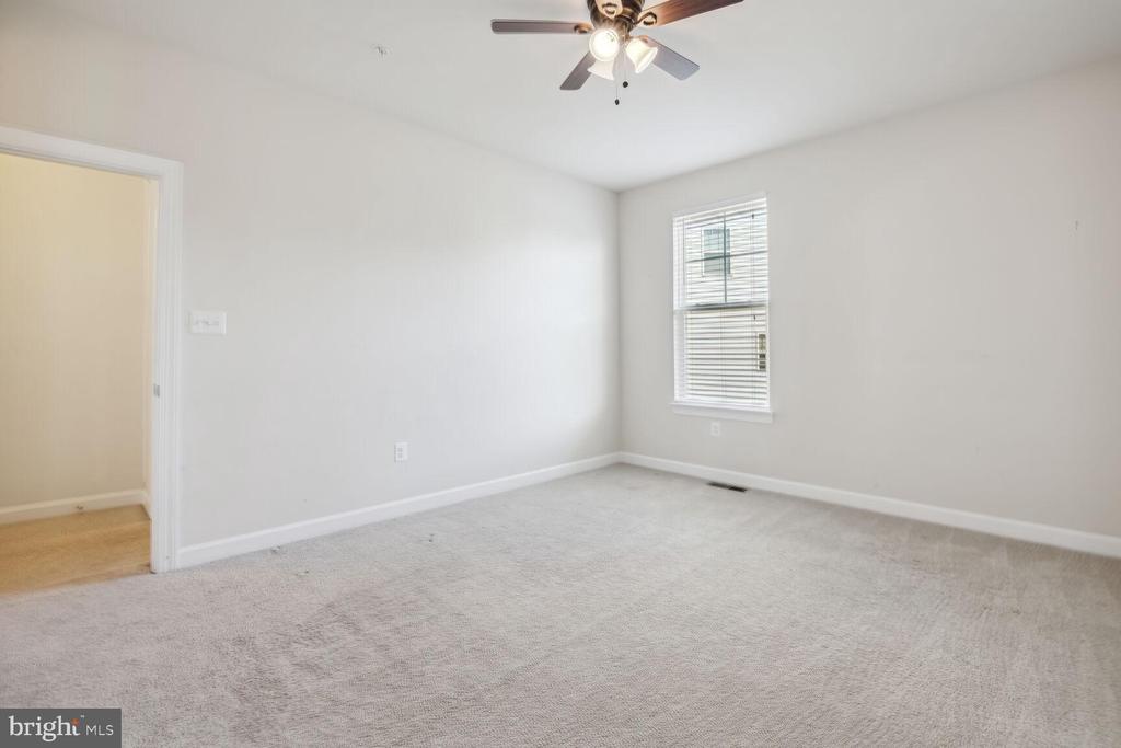 5510 GOLDEN EAGLE ROAD