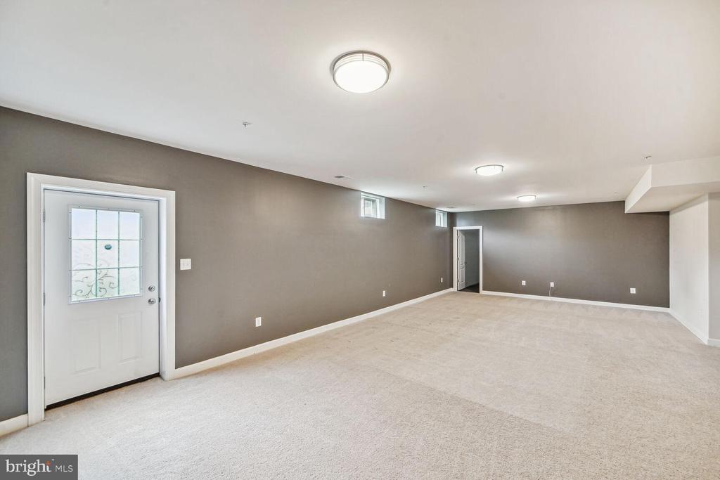 5510 GOLDEN EAGLE ROAD