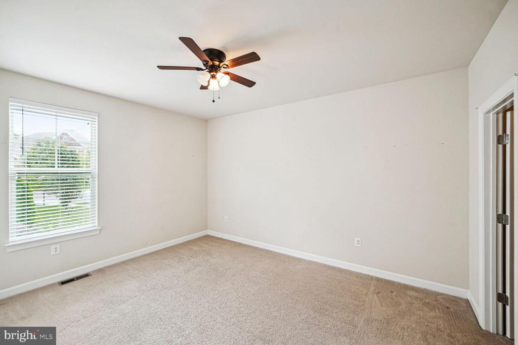5510 GOLDEN EAGLE ROAD
