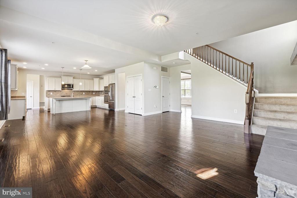 5510 GOLDEN EAGLE ROAD