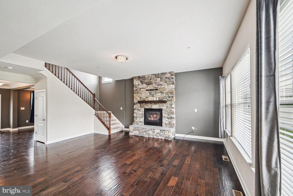 5510 GOLDEN EAGLE ROAD