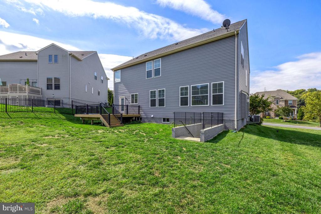 5510 GOLDEN EAGLE ROAD