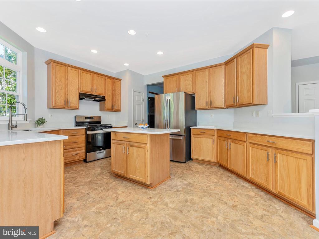 9731 WYNDHAM DRIVE