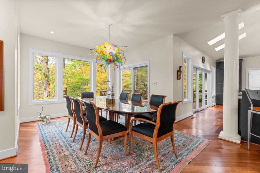 2331 RIDGE TREE COURT
