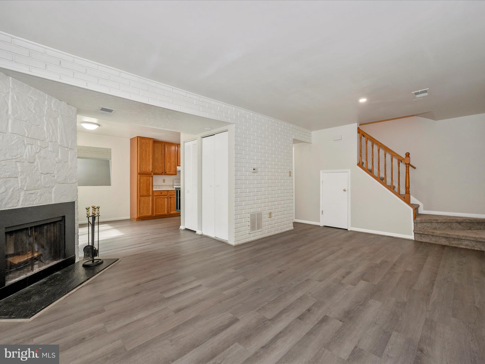 18744 CURRY POWDER LANE
