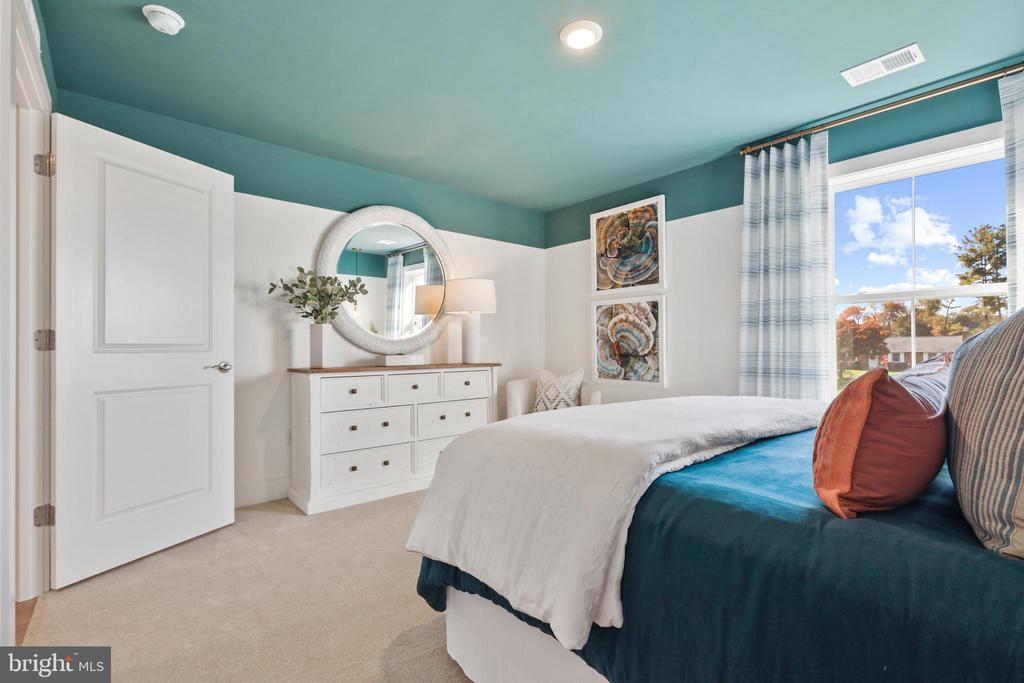 14647 SENECA FARM LANE