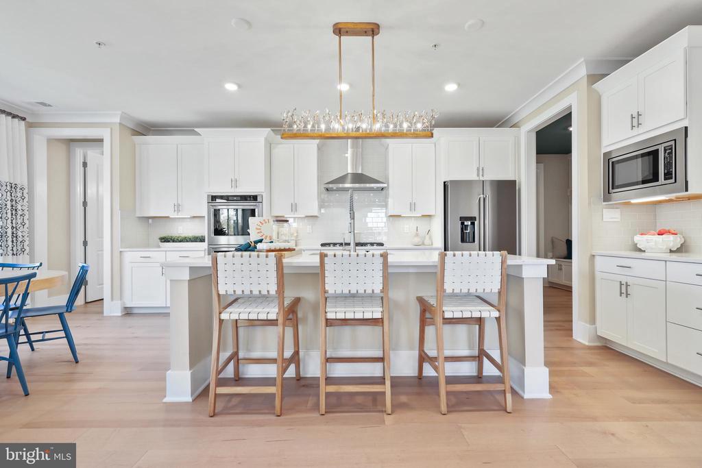14647 SENECA FARM LANE